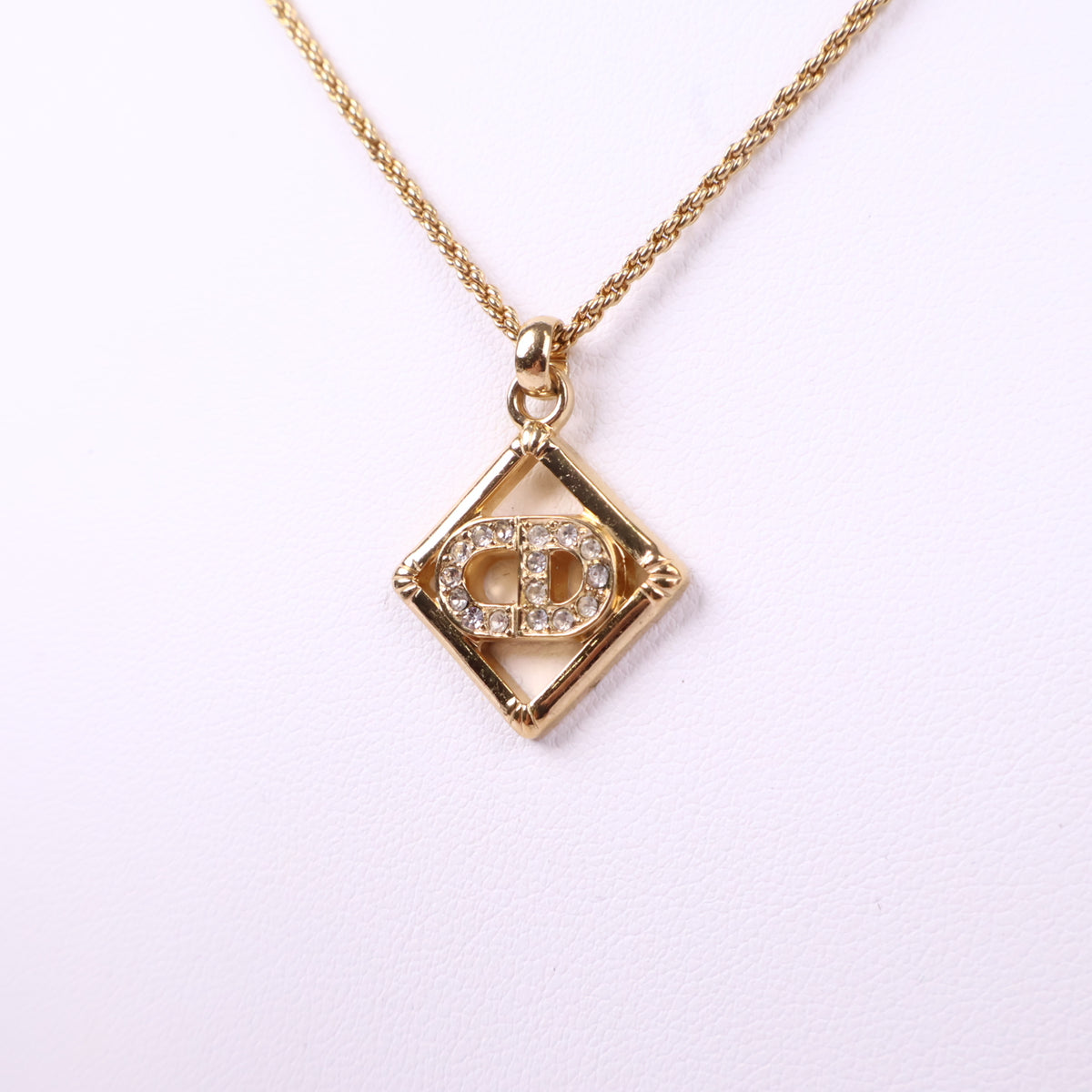 J3061 Christian Dior Necklace Dior square motif Rhinestone Gold Plated Necklace | Pre-Owned Gold Gold-plated metal, Crystal