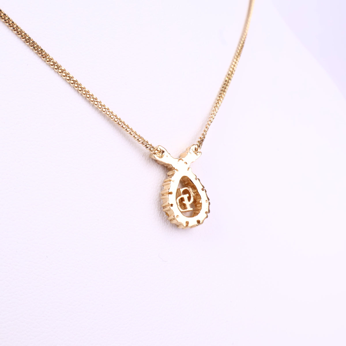 J3069 Christian Dior Necklace Dior Ribbon motif Rhinestone Gold Plated Necklace | Pre-Owned Gold Gold-plated metal, Crystal Ribbon motif