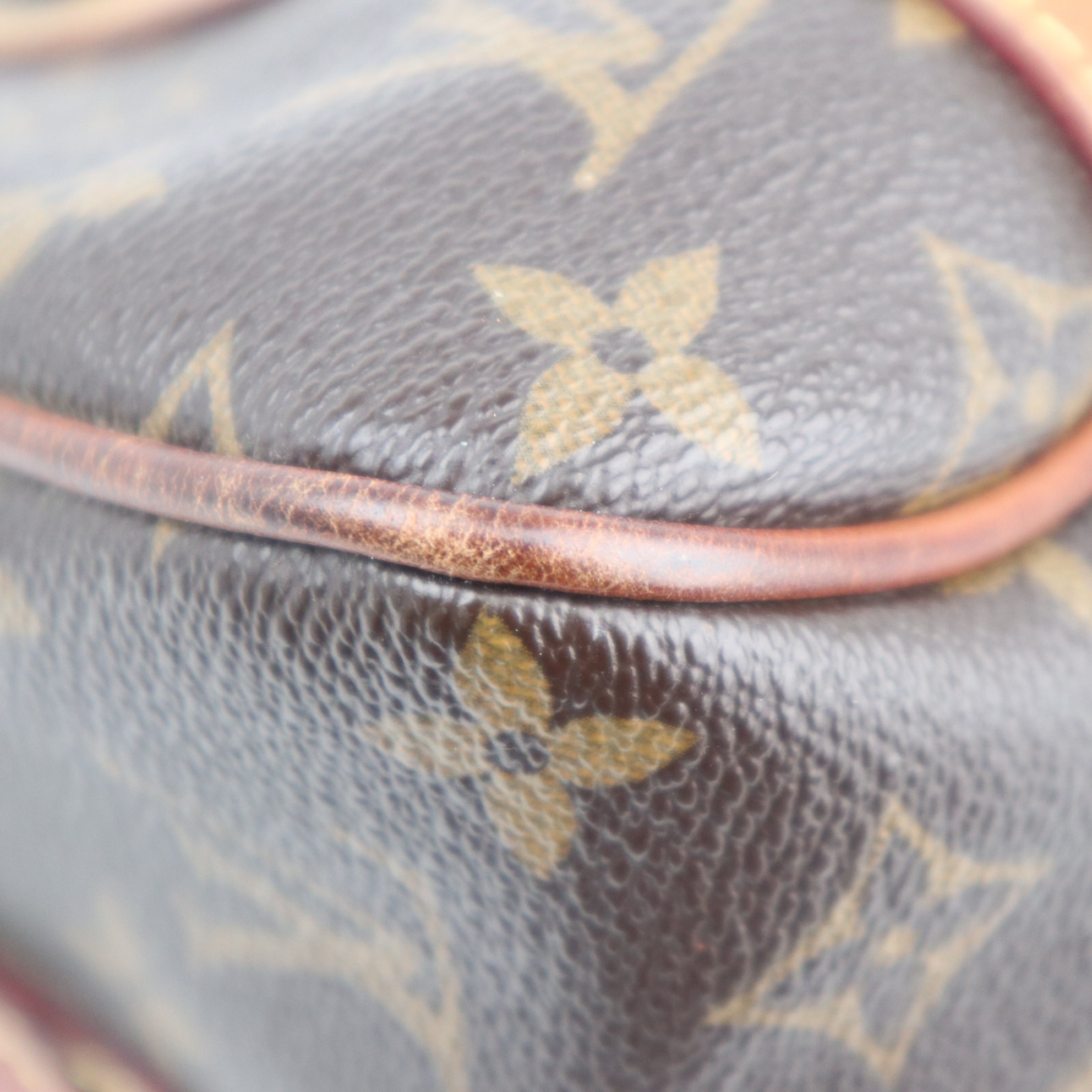 Louis Vuitton Monogram Canvas Stresa PM Shoulder Bag C1622 | Pre-Owned Very Good Brown Monogram Canvas