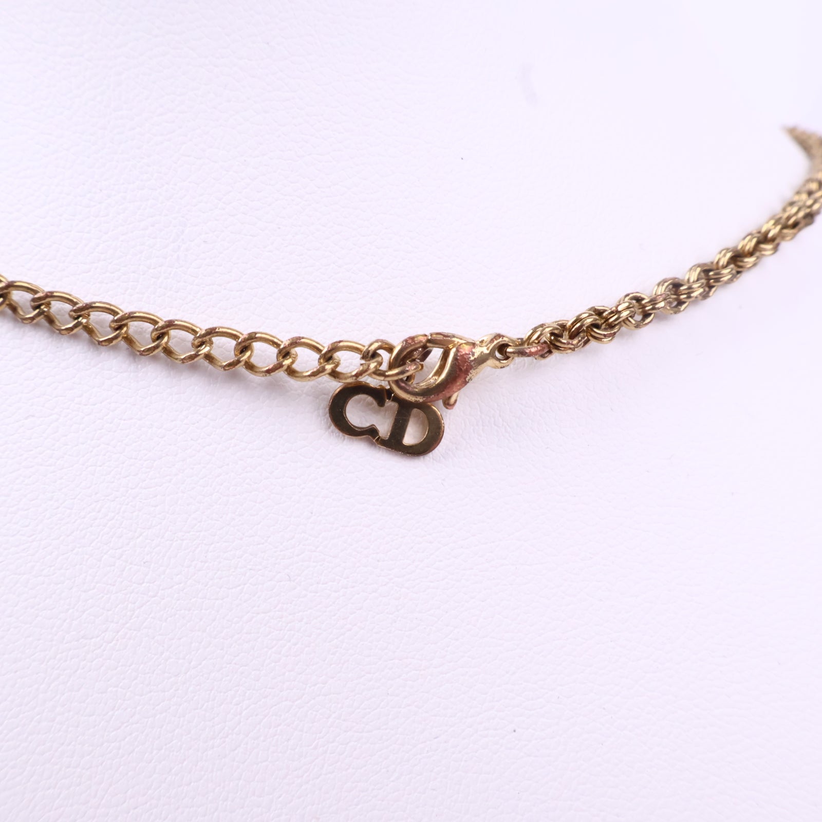 J3090 Christian Dior Necklace 20th Century Gold Plated CD Logo Crystal Pendant Necklace | Pre-Owned Gold-plated metal, Crystal Logo