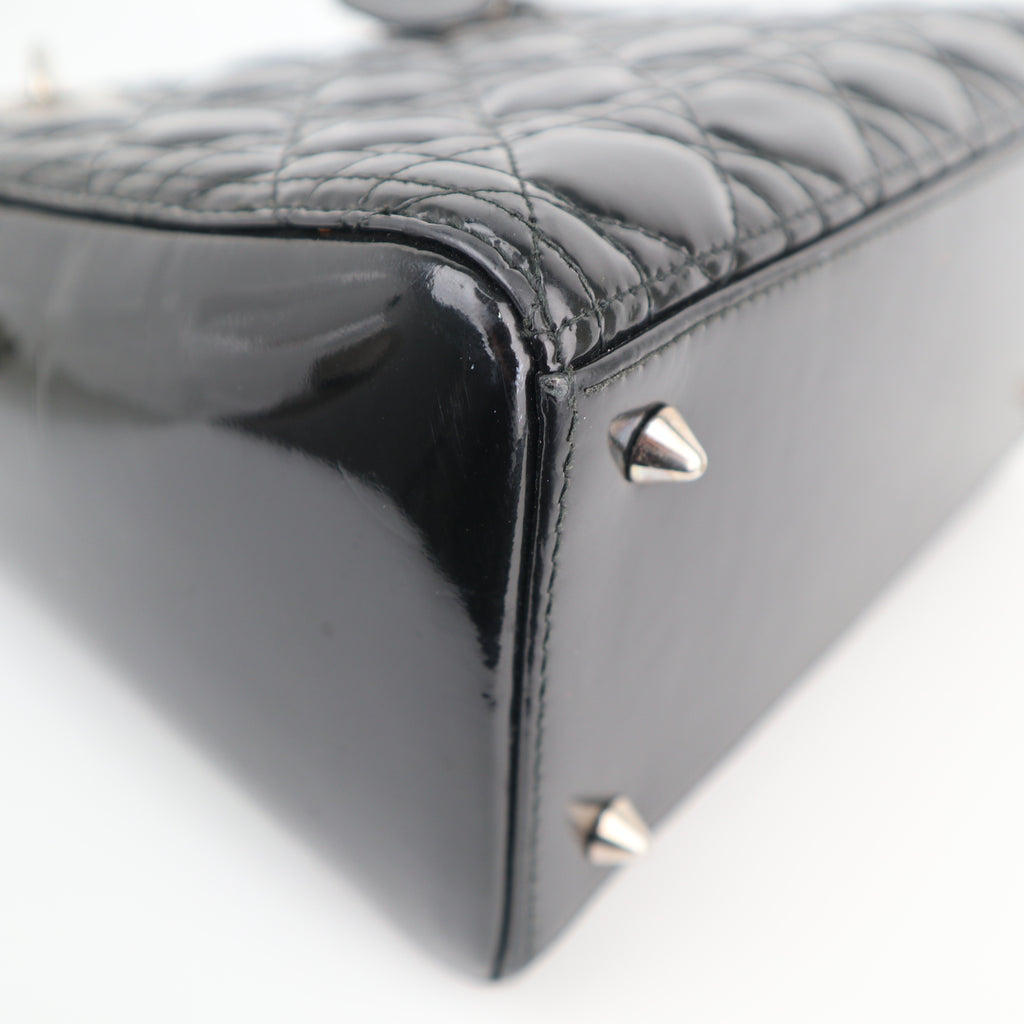 C2492 Christian Dior Top Handle Bag Patent Cannage Medium Lady Dior Bag Black | Pre-Owned Very Good Black Patent leather Cannage quilted