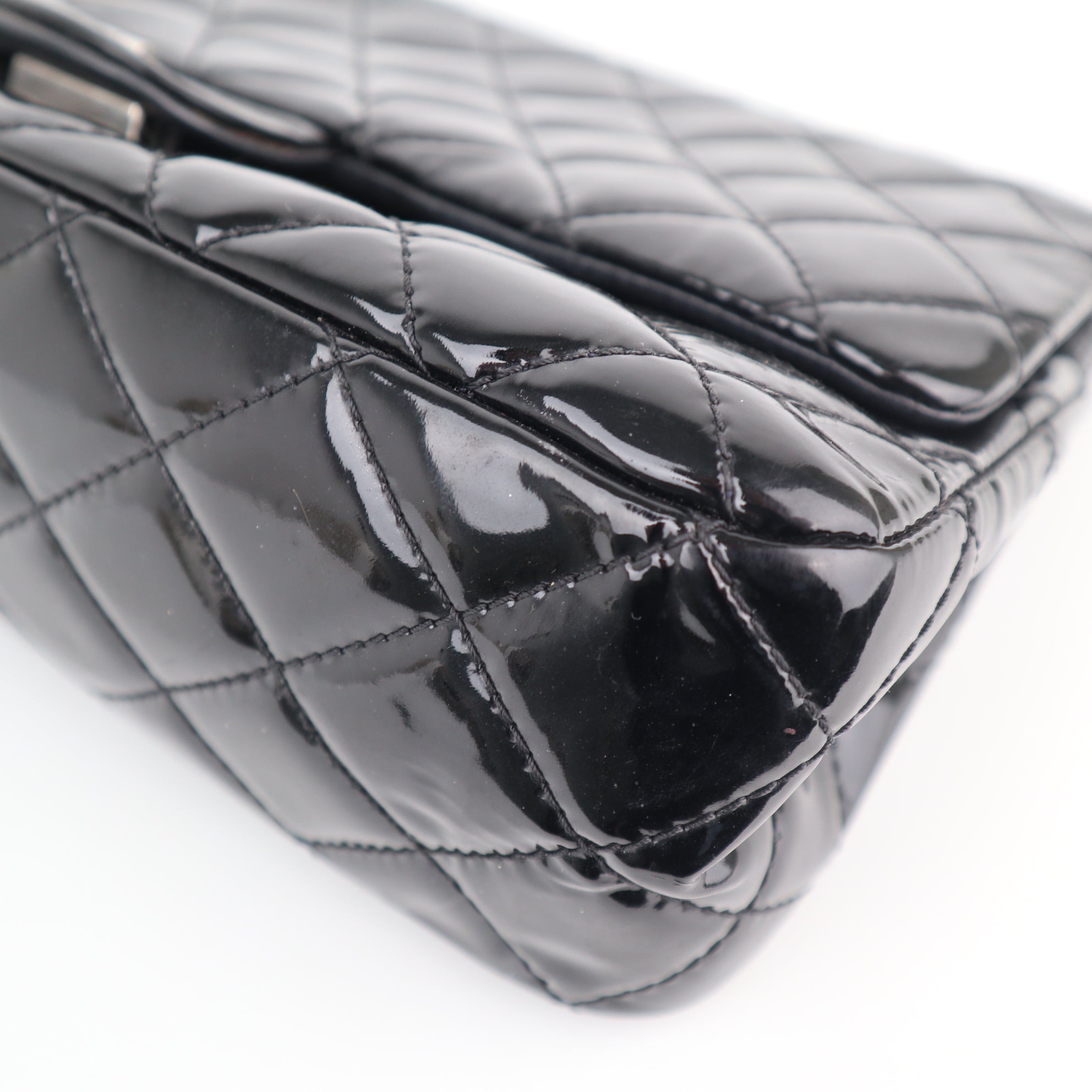 C2493 Chanel Shoulder Bag 2.55 Reissue Patent Leather Jumbo | Pre-Owned Very Good Patent leather Quilted