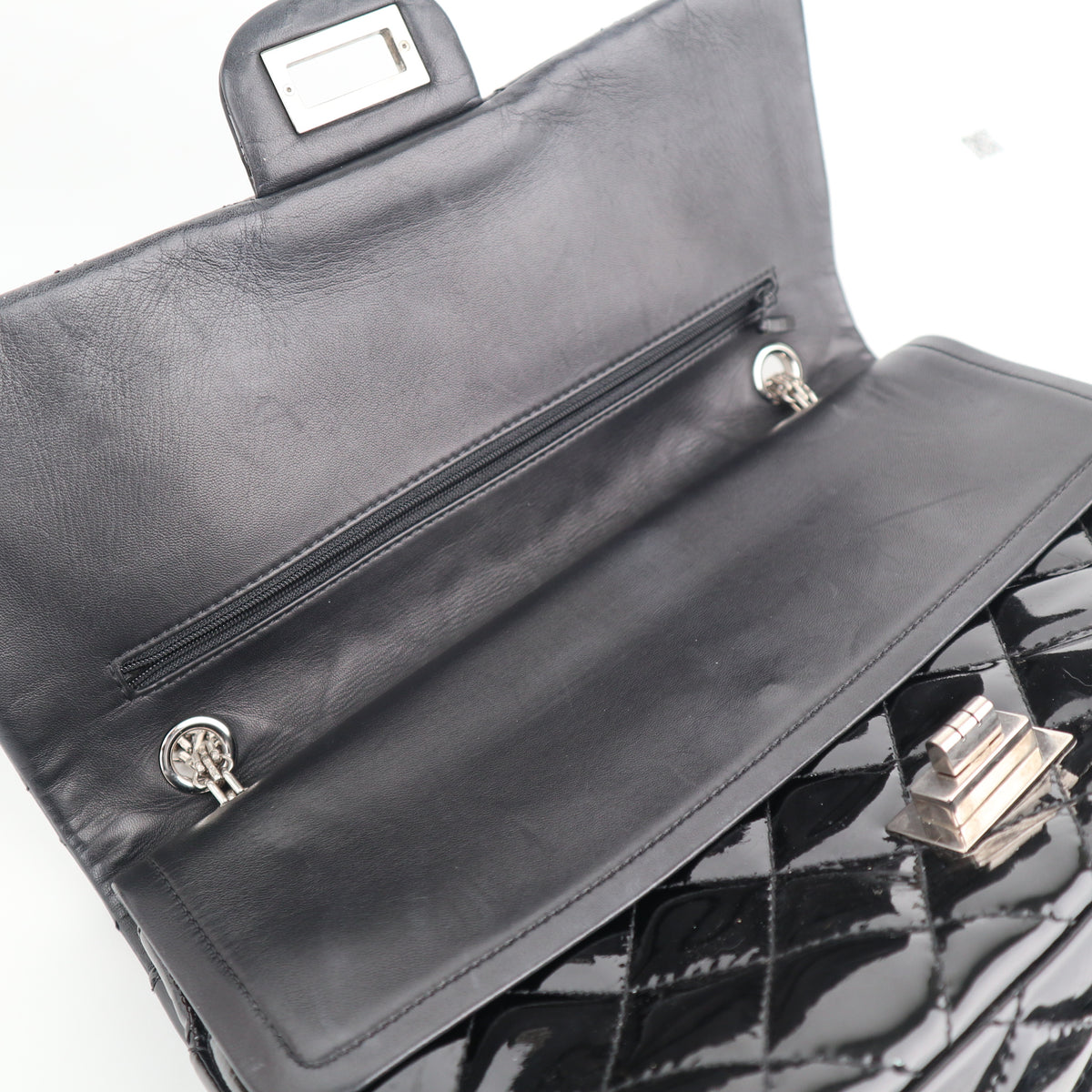 C2493 Chanel Shoulder Bag 2.55 Reissue Patent Leather Jumbo | Pre-Owned Very Good Patent leather Quilted