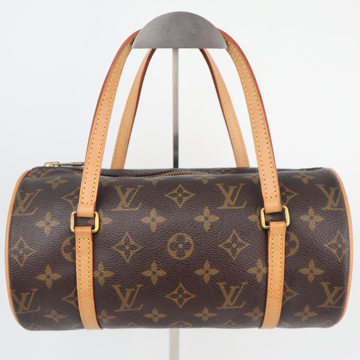 C2498R Louis Vuitton Shoulder Bag Monogram Canvas Papillon 26 | Pre-Owned Very Good Brown Monogram Canvas