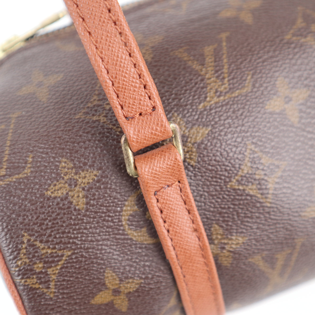 C2501R Louis Vuitton Shoulder Bag Monogram Canvas Papillon 26 | Pre-Owned Very Good Brown Monogram Canvas