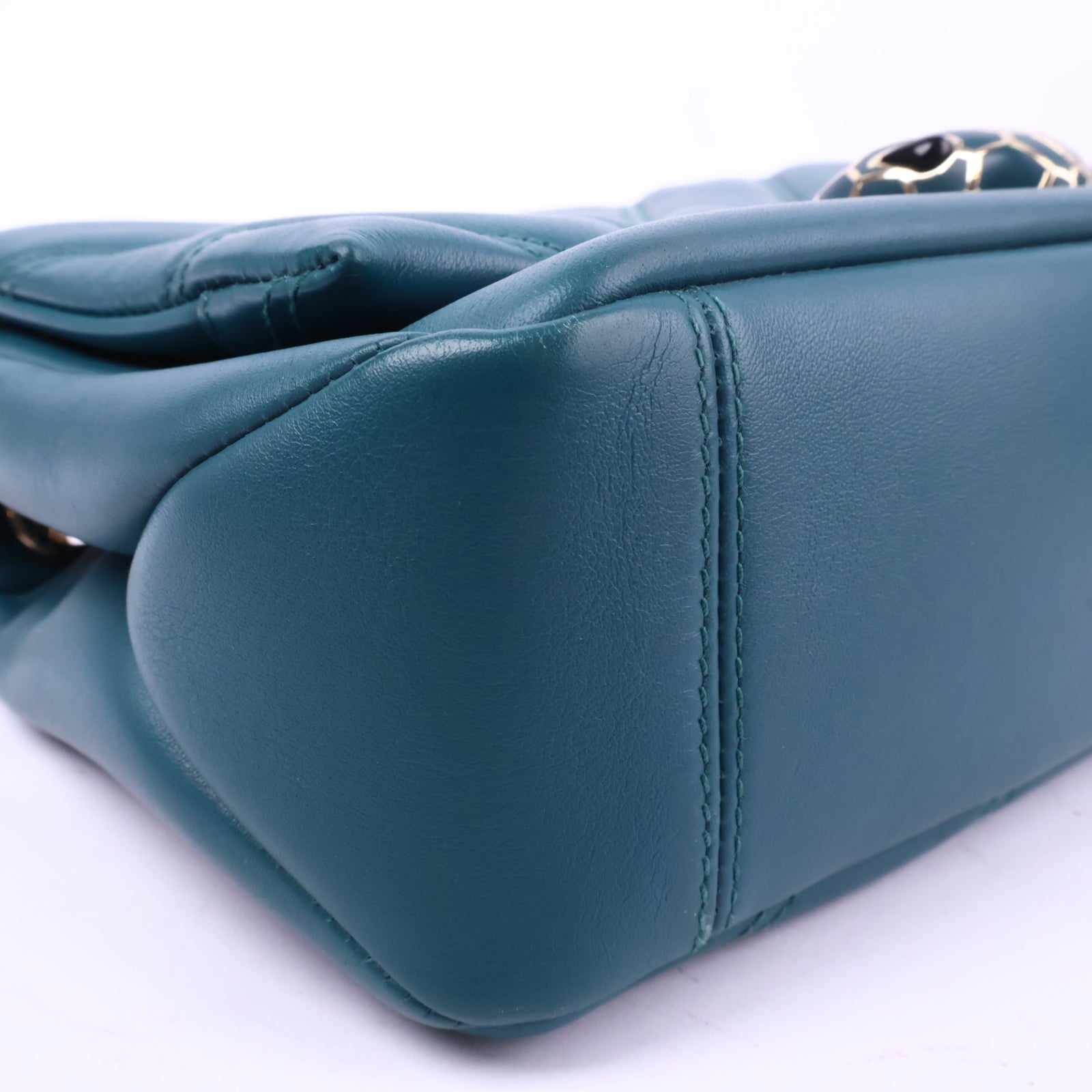 J2935 Bulgari Crossbody Bag Serpenti Cabochon Maxi Chain Mini | Pre-Owned Leather Plain