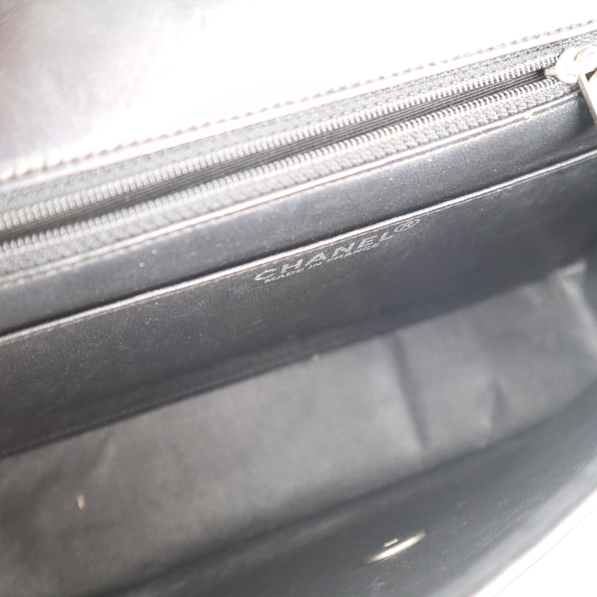 Chanel Black Quilted Patent Leather Coco Shine Flap Bag Shoulder Bag C1635 | Pre-Owned Very Good Black Quilted Leather, Patent leather