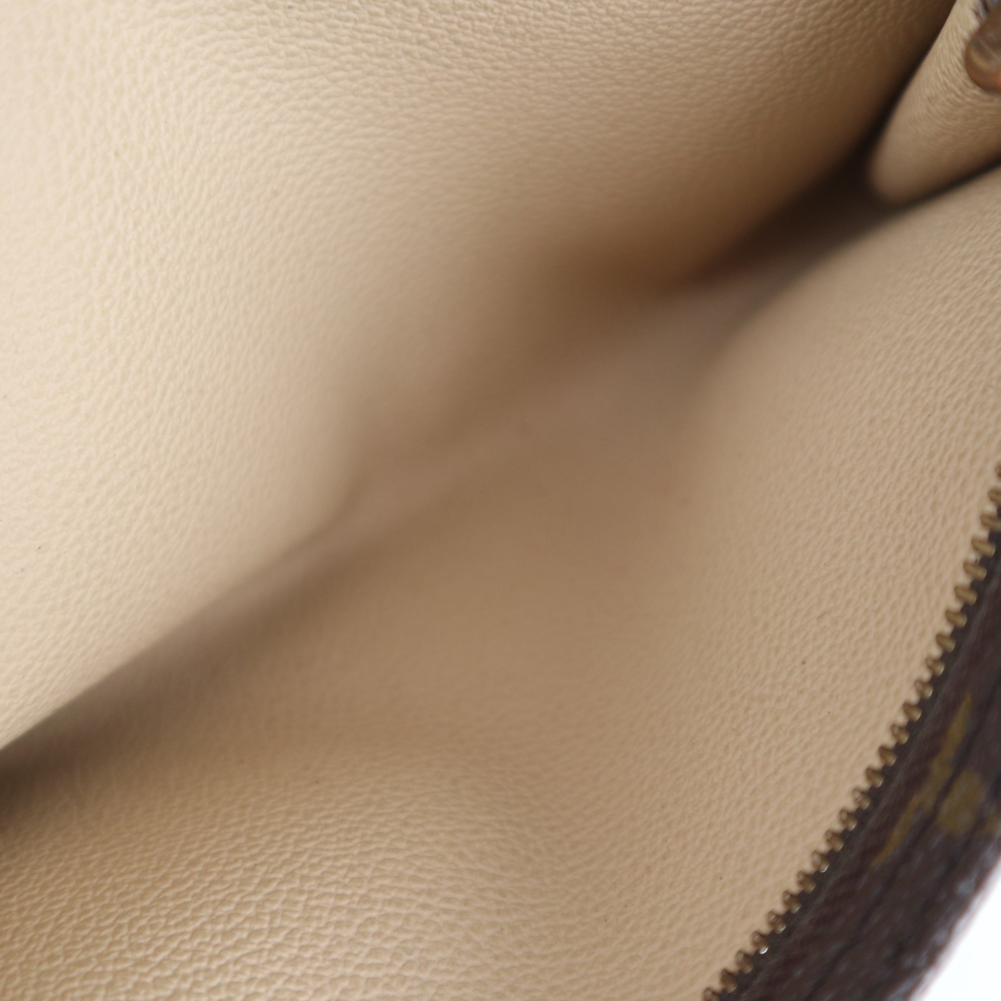 C2506R Louis Vuitton Bucket Bag Monogram Canvas Bucket GM Bag | Pre-Owned Excellent Brown Monogram Canvas