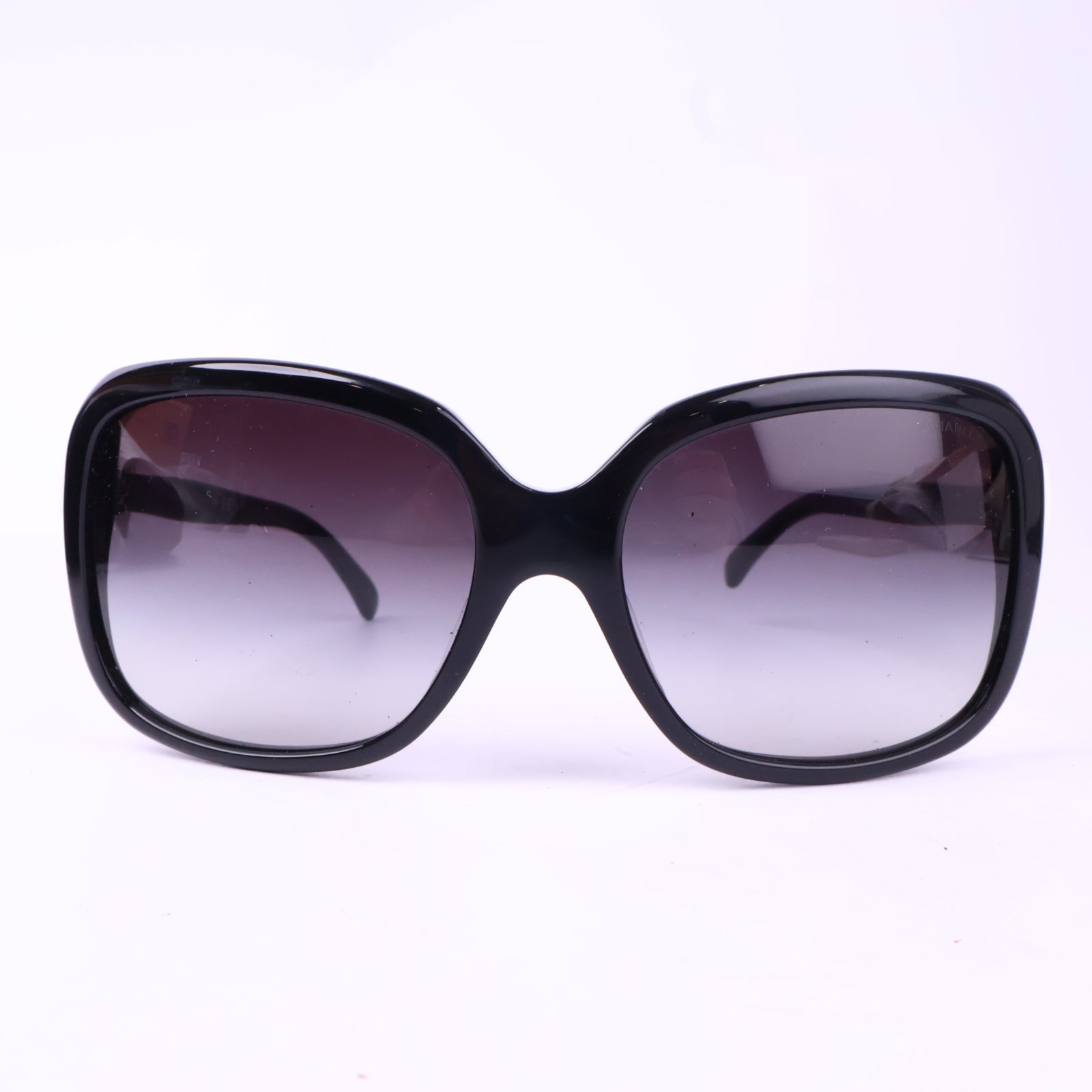 J2977 Chanel Sunglasses CC Bow Sunglasses | Pre-Owned Neutral Acetate