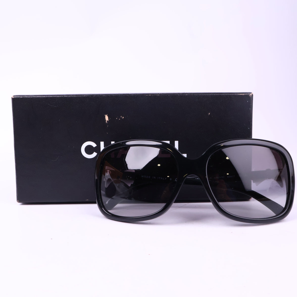 J2977 Chanel Sunglasses CC Bow Sunglasses | Pre-Owned Neutral Acetate
