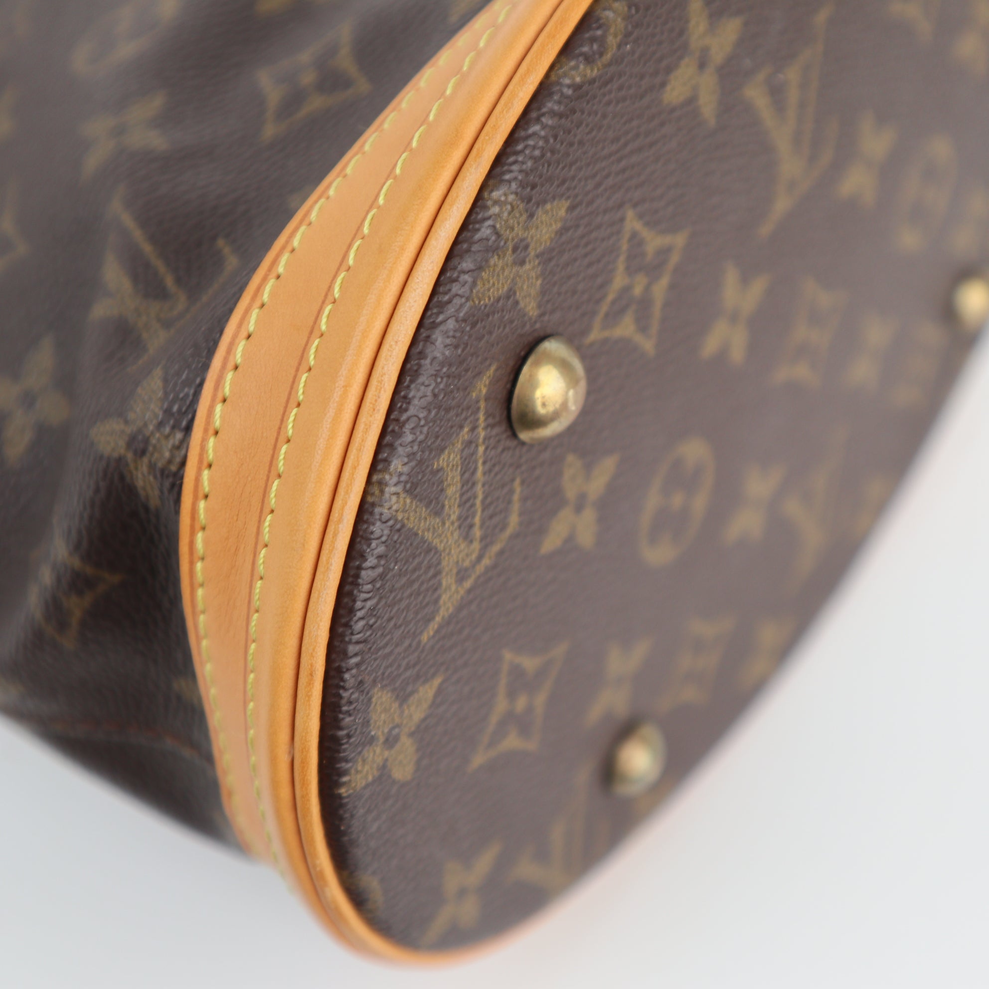 C2507R Louis Vuitton Bucket Bag Monogram Canvas Marais Bucket | Pre-Owned Excellent Brown Monogram Canvas