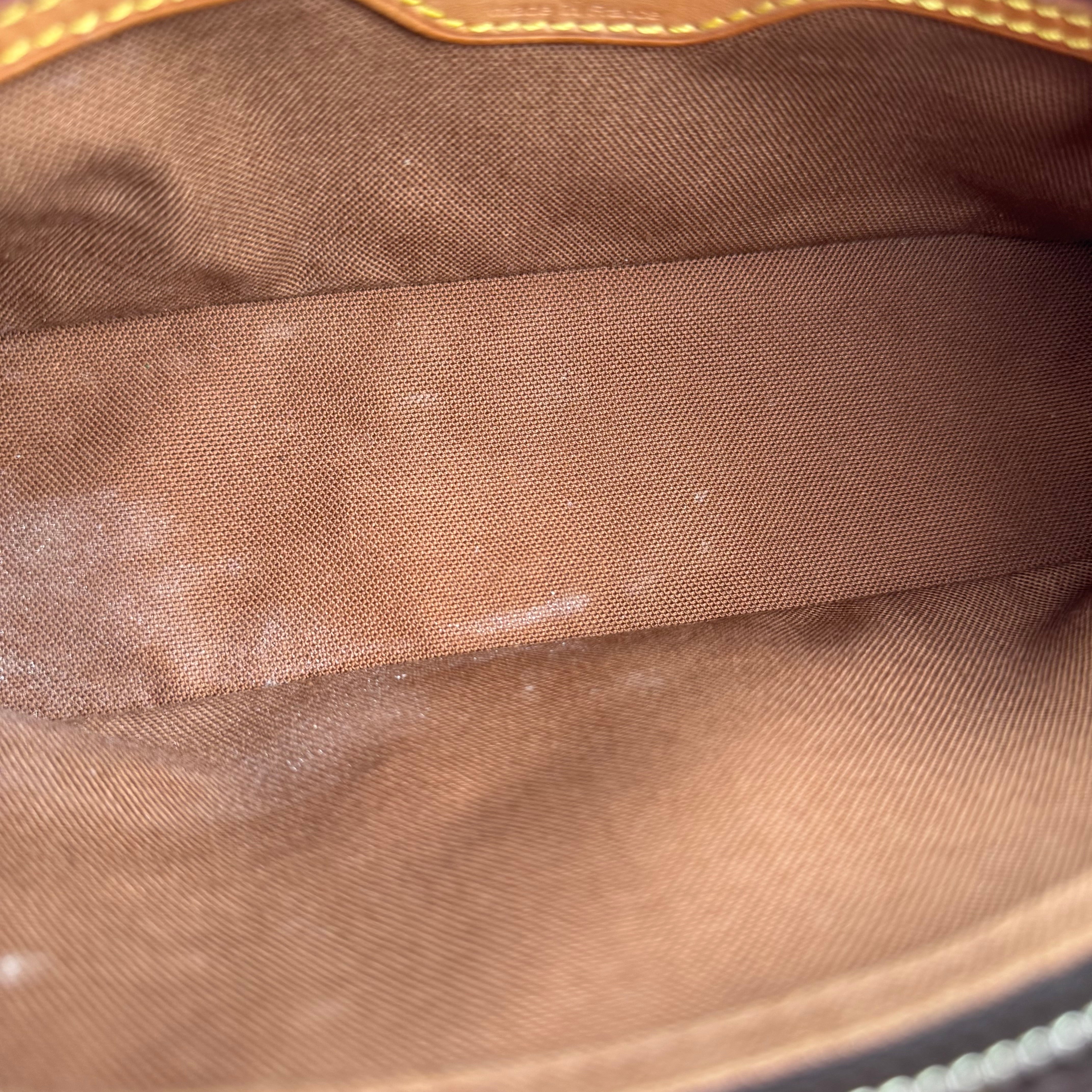 J1359 Louis Vuitton Trotteur Monogram Canvas- Pre Owned