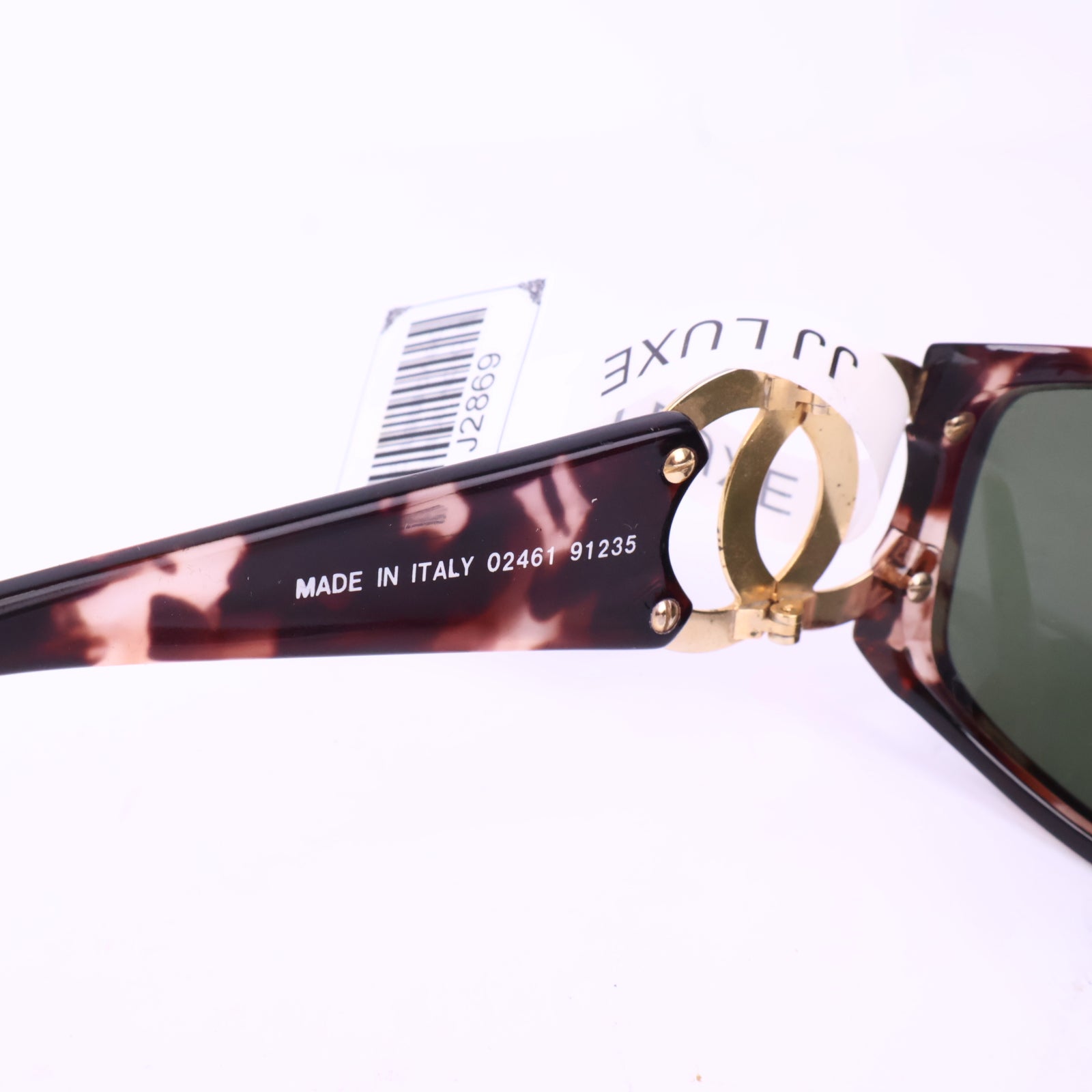 J2869 Chanel Sunglasses Sunglasses with Large CC motifs at sides | Pre-Owned Neutral Acetate / Metal