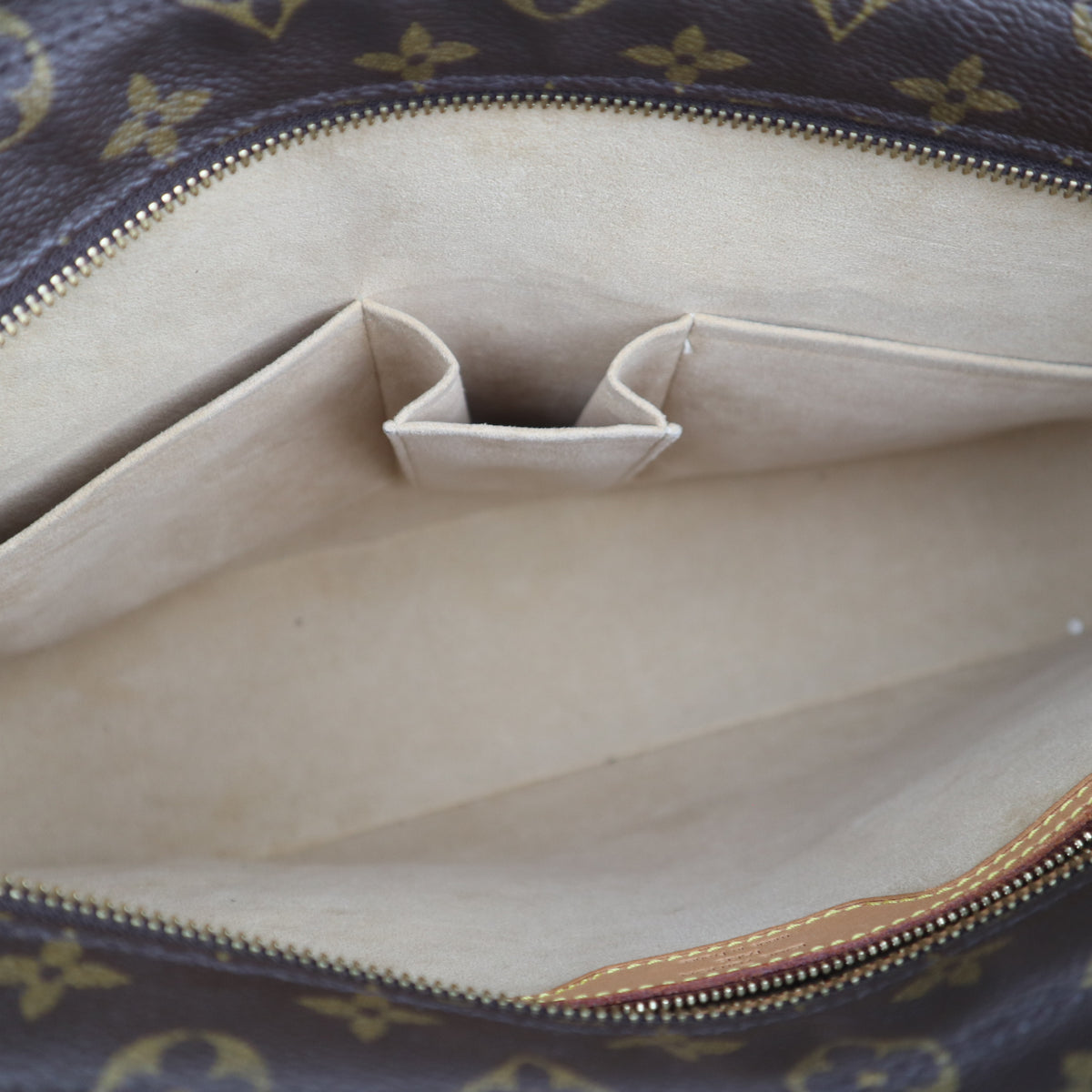 C2510R Louis Vuitton Tote Bag Luco Monogram Tote | Pre-Owned Excellent Brown Monogram Canvas