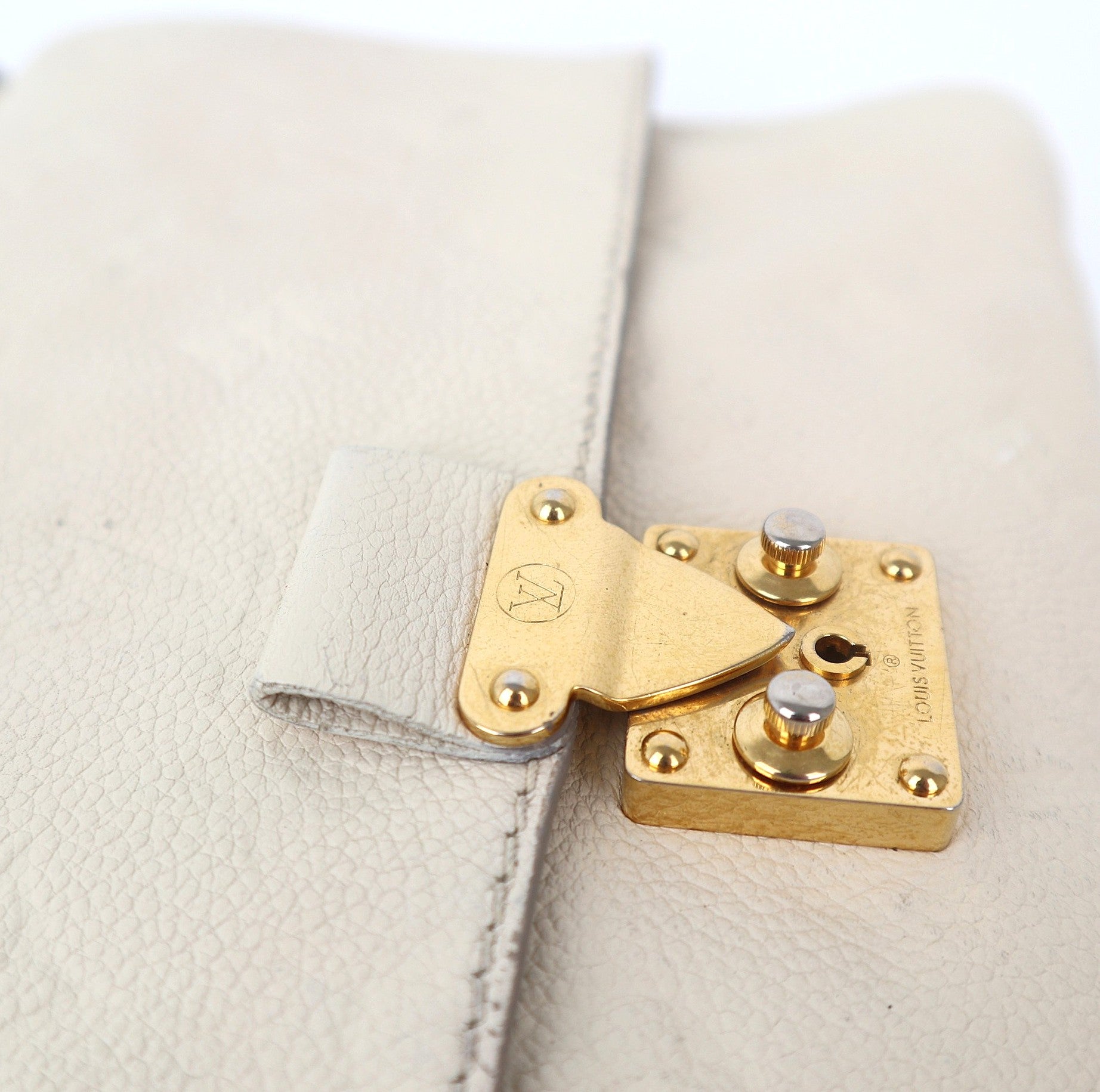 C1082 Louis Vuitton  Monogram Empreinte Fascinante crossbody bag- Pre Owned