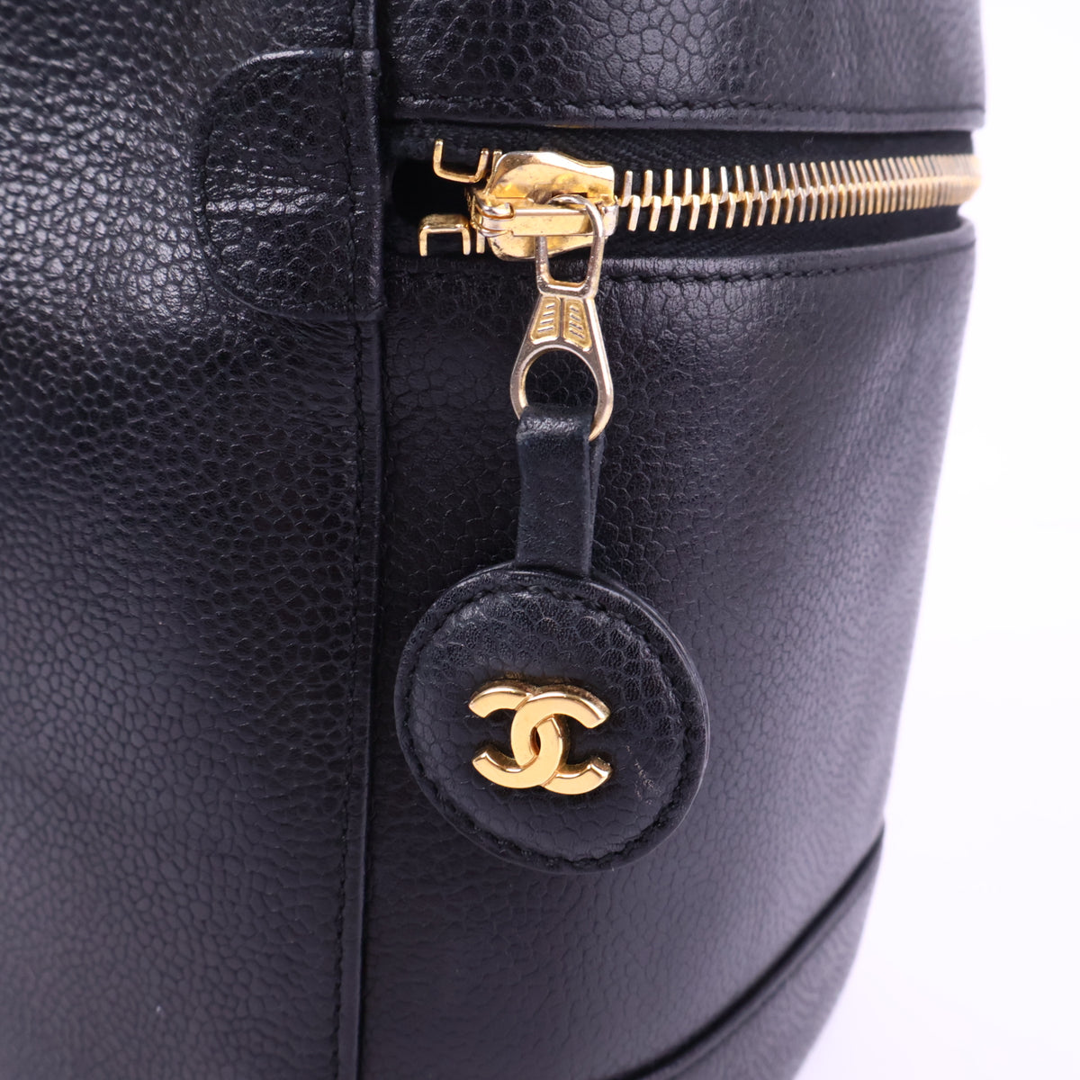 J2855 Chanel Top Handle Bag Vanity Case in Black Grained Leather | Pre-Owned Black Leather