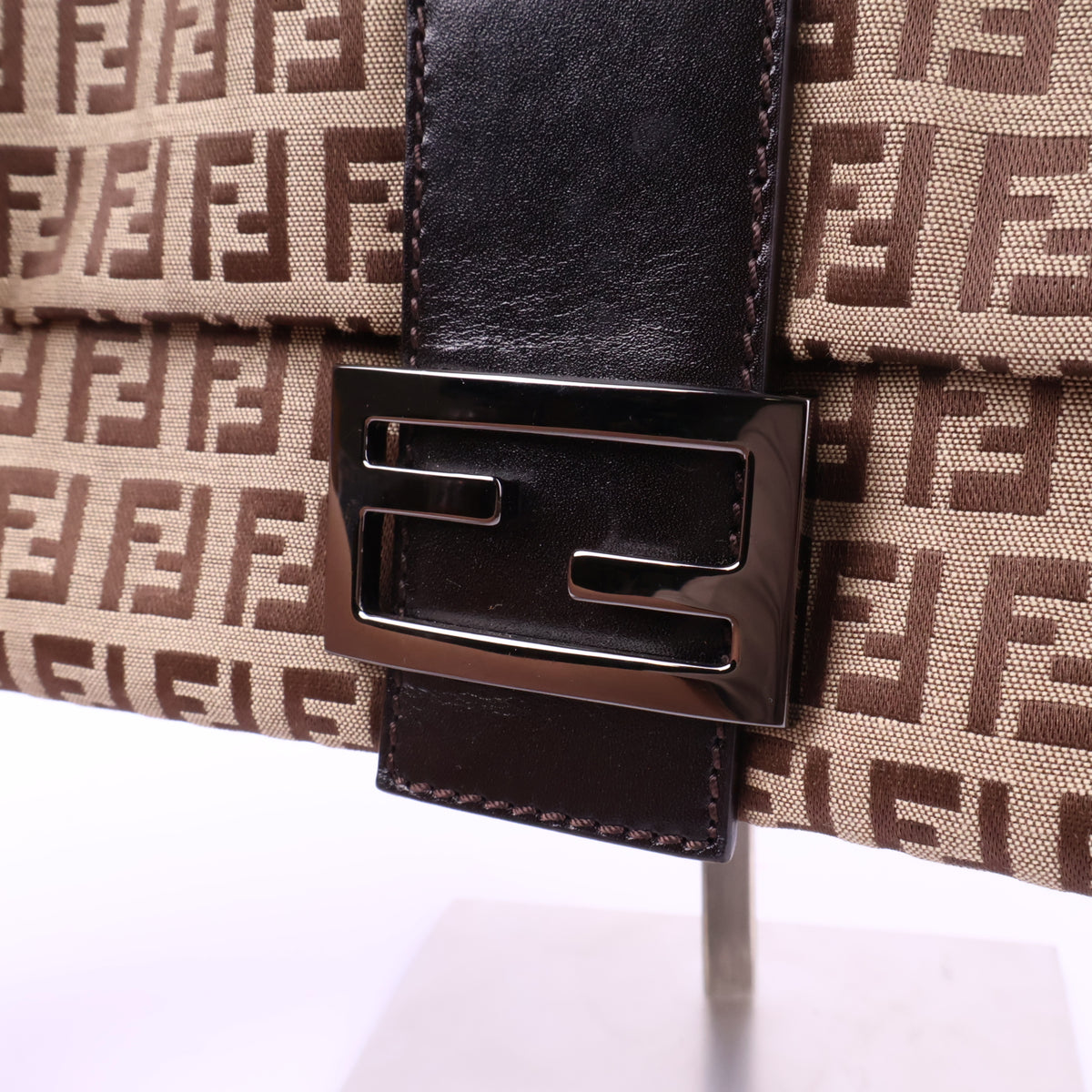J2844 Fendi Shoulder Bag Brown Zucca Cancas Mamma Baguette handbag | Pre-Owned Brown Canvas FF Monogram