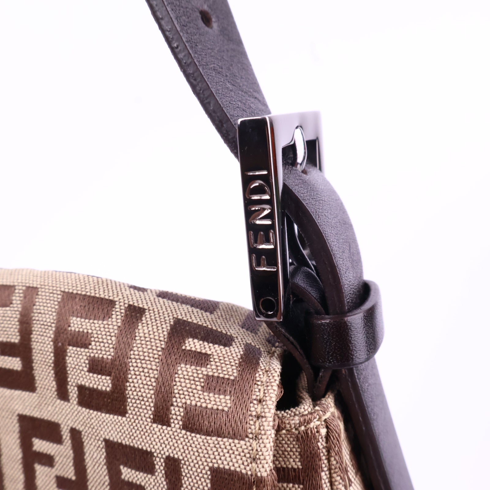 J2844 Fendi Shoulder Bag Brown Zucca Cancas Mamma Baguette handbag | Pre-Owned Brown Canvas FF Monogram