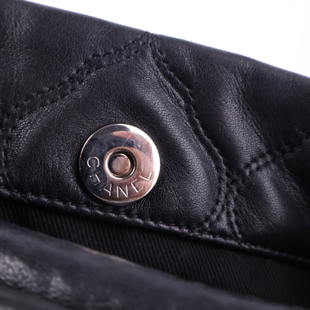 J2852 Chanel Shoulder Bag Black Lambskin Leather Quilted Accordian Shoulder Bag | Pre-Owned Black Leather