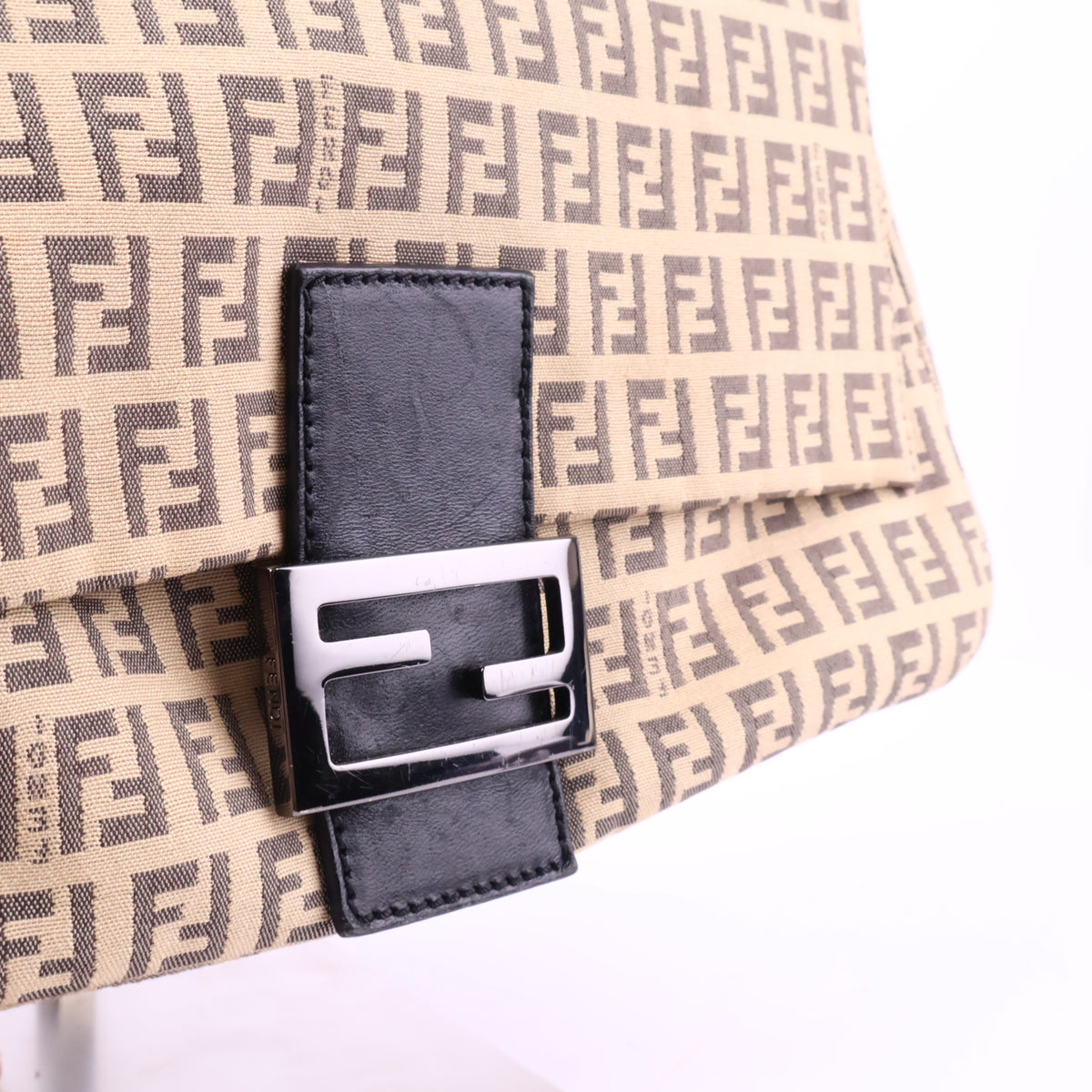J2970 Fendi Shoulder Bag Borsa Mamma Bauguette Zuccino Canvas Beigo Shoulder Bag | Pre-Owned Brown Zuccino Canvas