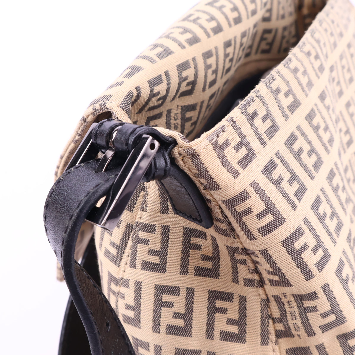 J2970 Fendi Shoulder Bag Borsa Mamma Bauguette Zuccino Canvas Beigo Shoulder Bag | Pre-Owned Brown Zuccino Canvas