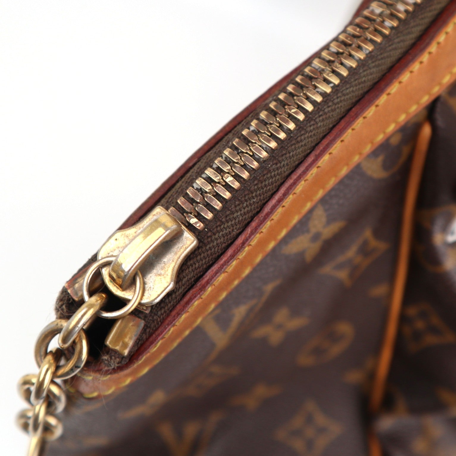 Louis Vuitton Monogram Tivoli GM Shoulder Bag C1651 | Pre-Owned Very Good Brown Monogram Canvas