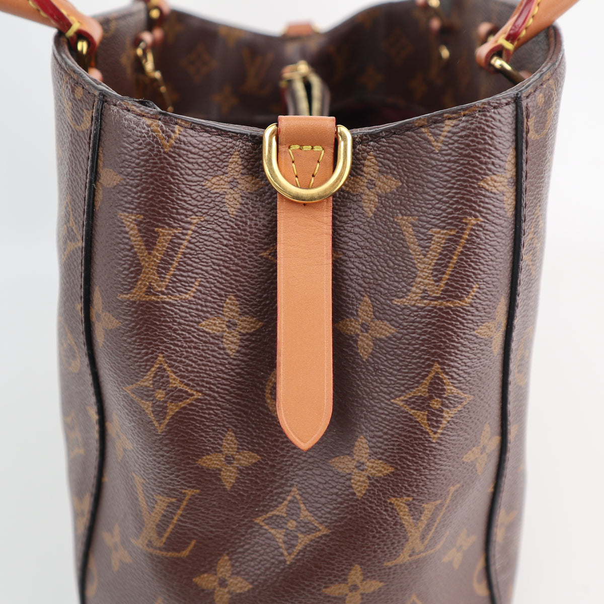 C2519R Louis Vuitton Top Handle Bag Monogram Montaigne BB | Pre-Owned Very Good Brown Monogram Coated Canvas