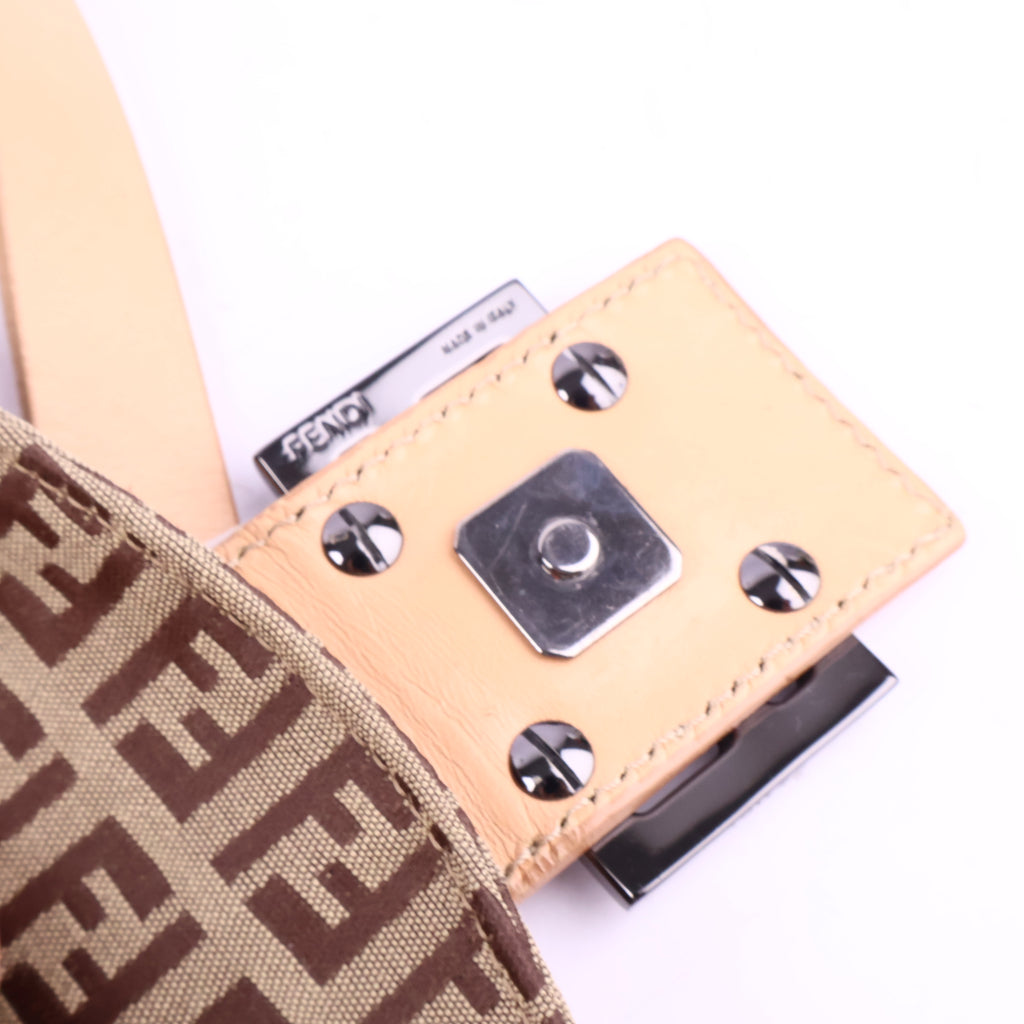 J2944 Fendi Shoulder Bag Zucchino Cnavas FF Double Flap Shoulder Bag | Pre-Owned Brown Canvas FF Monogram