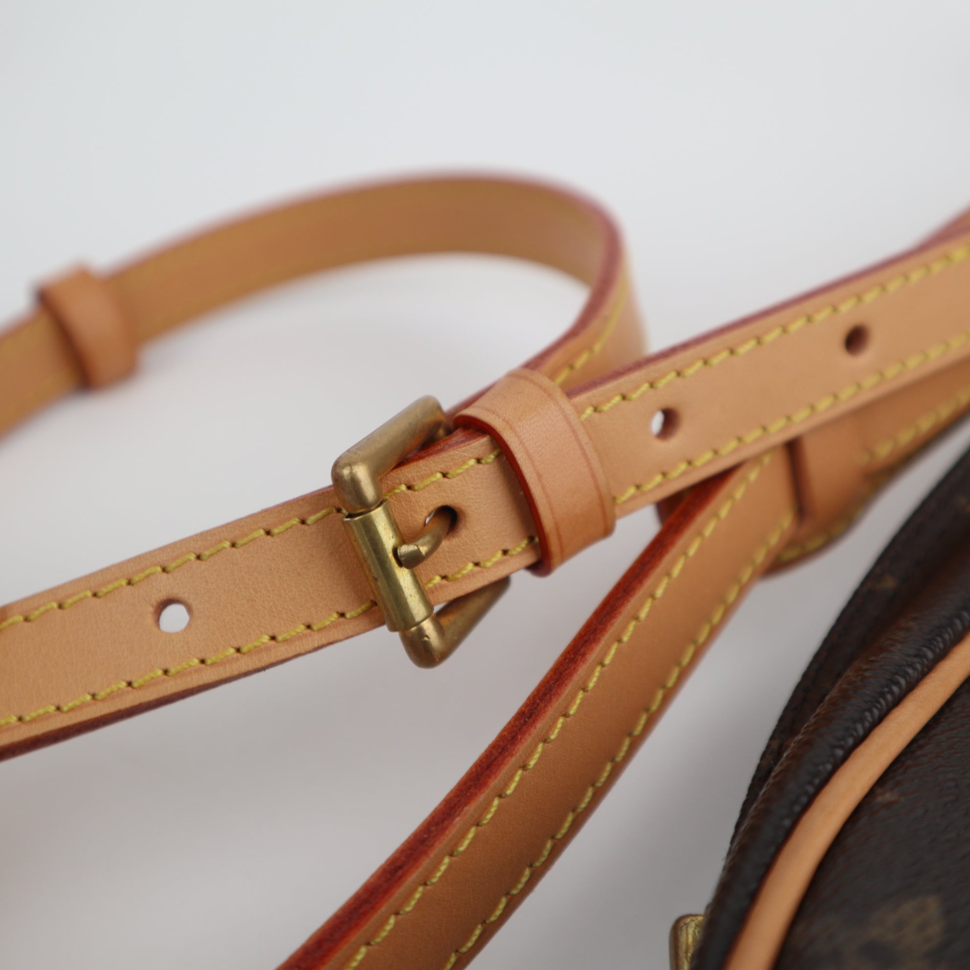 C2520R Louis Vuitton Crossbody Bag Monogram Jeune Fille MM | Pre-Owned Excellent Brown Monogram Coated Canvas