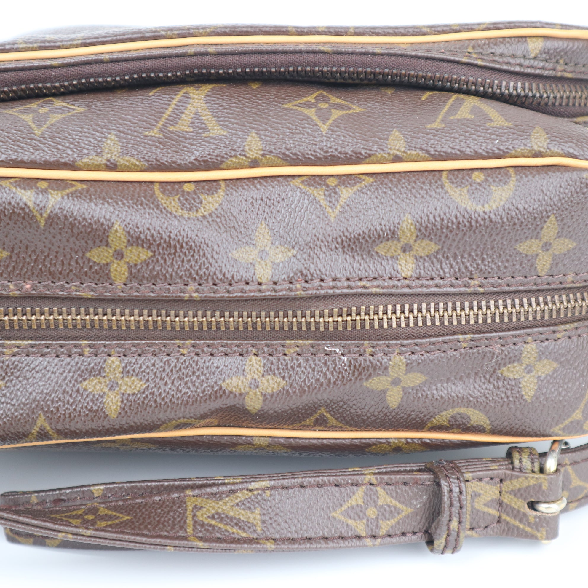 Louis Vuitton Monogram Canvas Reporter PM Shoulder Bag C1662R | Pre-Owned Very Good Brown Monogram Canvas