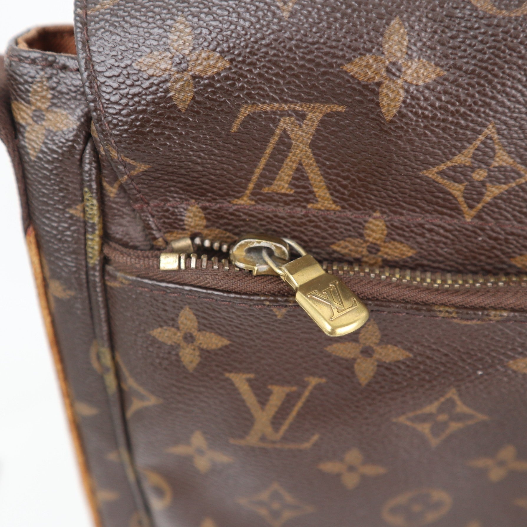 Louis Vuitton Monogram Canvas Beaubourg Shoulder Bag C1667 | Pre-Owned Very Good Brown Monogram Canvas