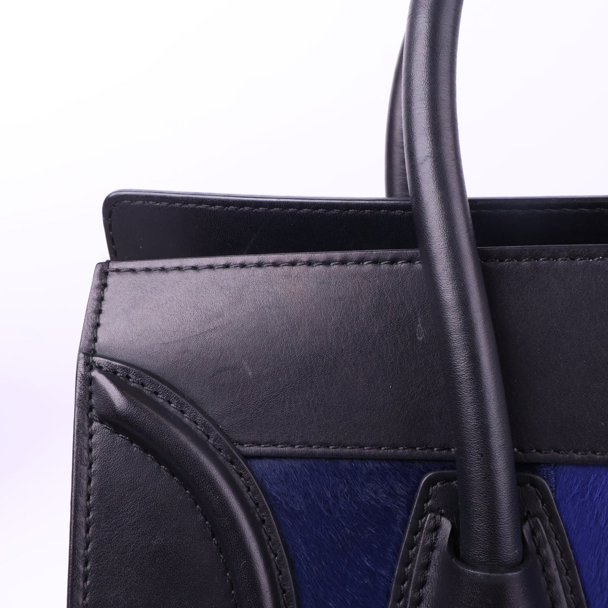 J2830 Celine Tote Bag Black and Blue Leather and Fur Clourblock Luggage Tote | Pre-Owned Black / Blue Colourblock Leather, Fur