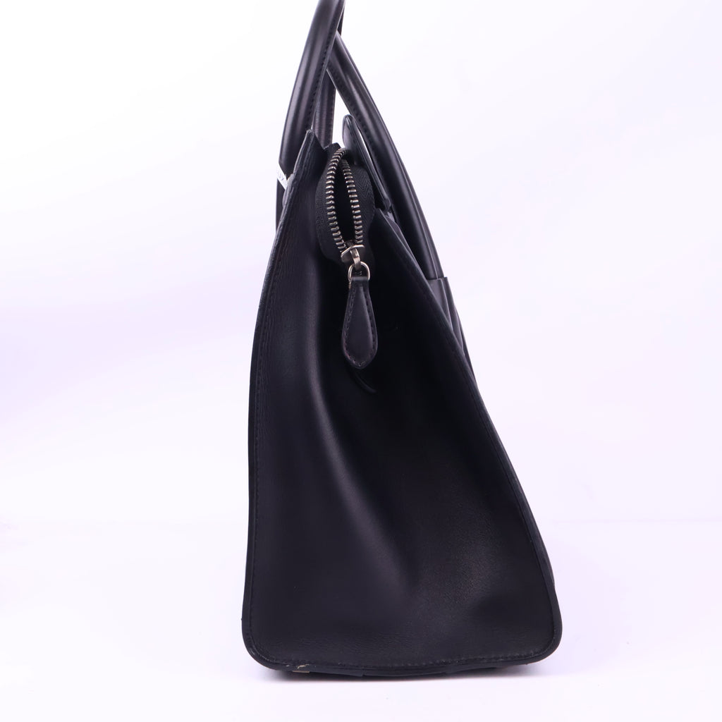 J2830 Celine Tote Bag Black and Blue Leather and Fur Clourblock Luggage Tote | Pre-Owned Black / Blue Colourblock Leather, Fur