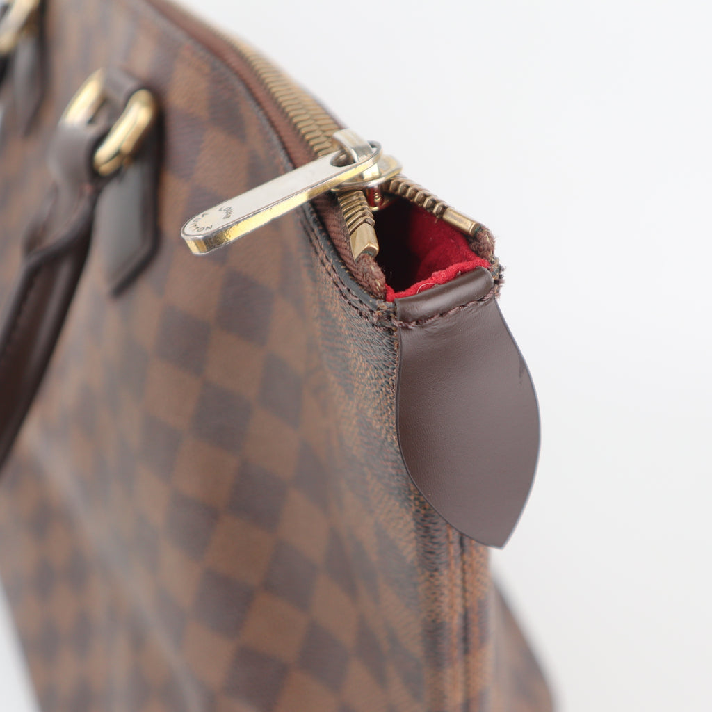 C2535R Louis Vuitton Shoulder Bag Damier Ebene Saleya MM | Pre-Owned Very Good Brown Damier Ebene Coated Canvas, Leather Trim