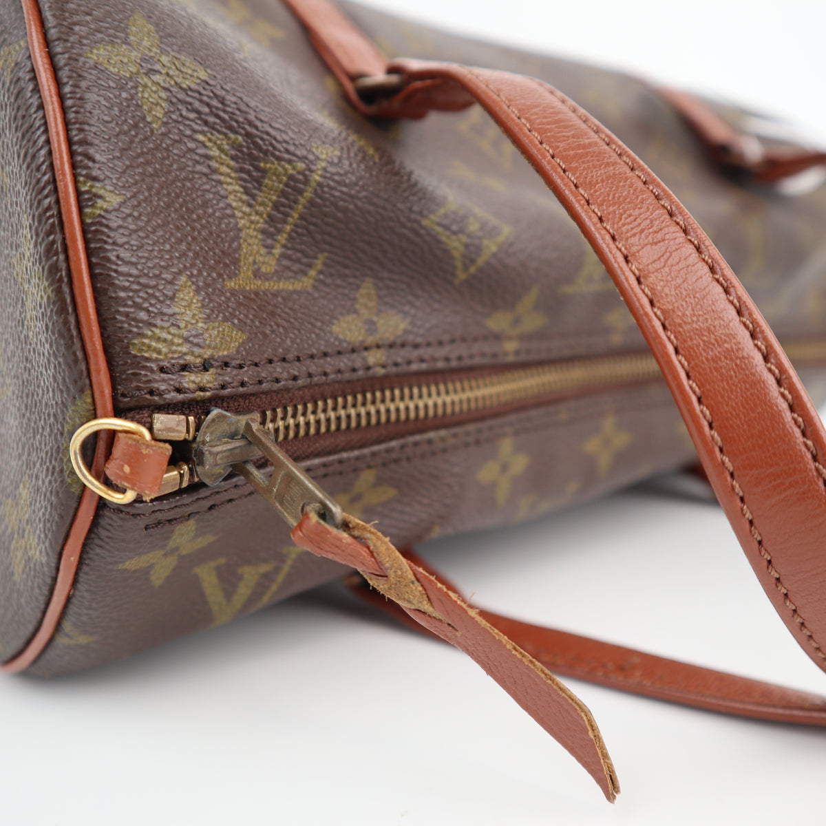 Louis Vuitton Monogram Canvas Papillon 30 Shoulder Bag C1670R | Pre-Owned Very Good Brown Monogram Canvas