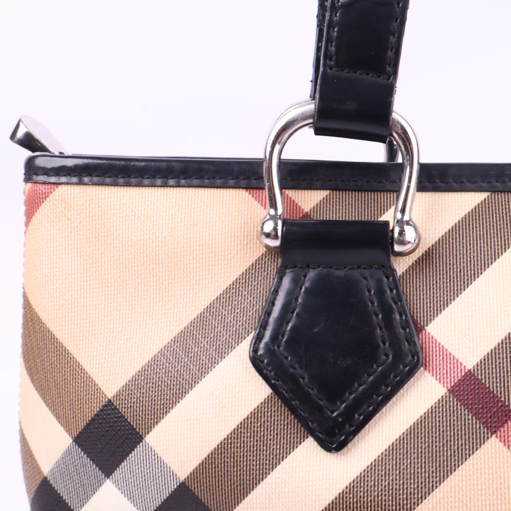 J2831 Burberry Shoulder Bag Nova Check | Pre-Owned Beige / Brown Nova Check Canvas