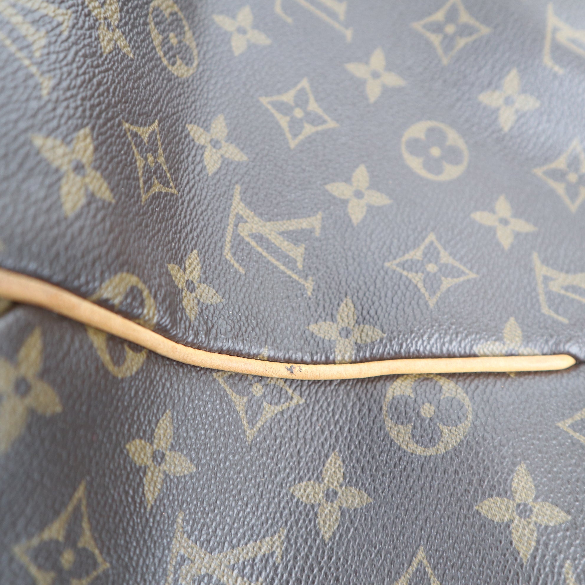 Louis Vuitton Monogram Canvas Totally MM Shoulder Bag C1672 | Pre-Owned Very Good Brown Monogram Canvas
