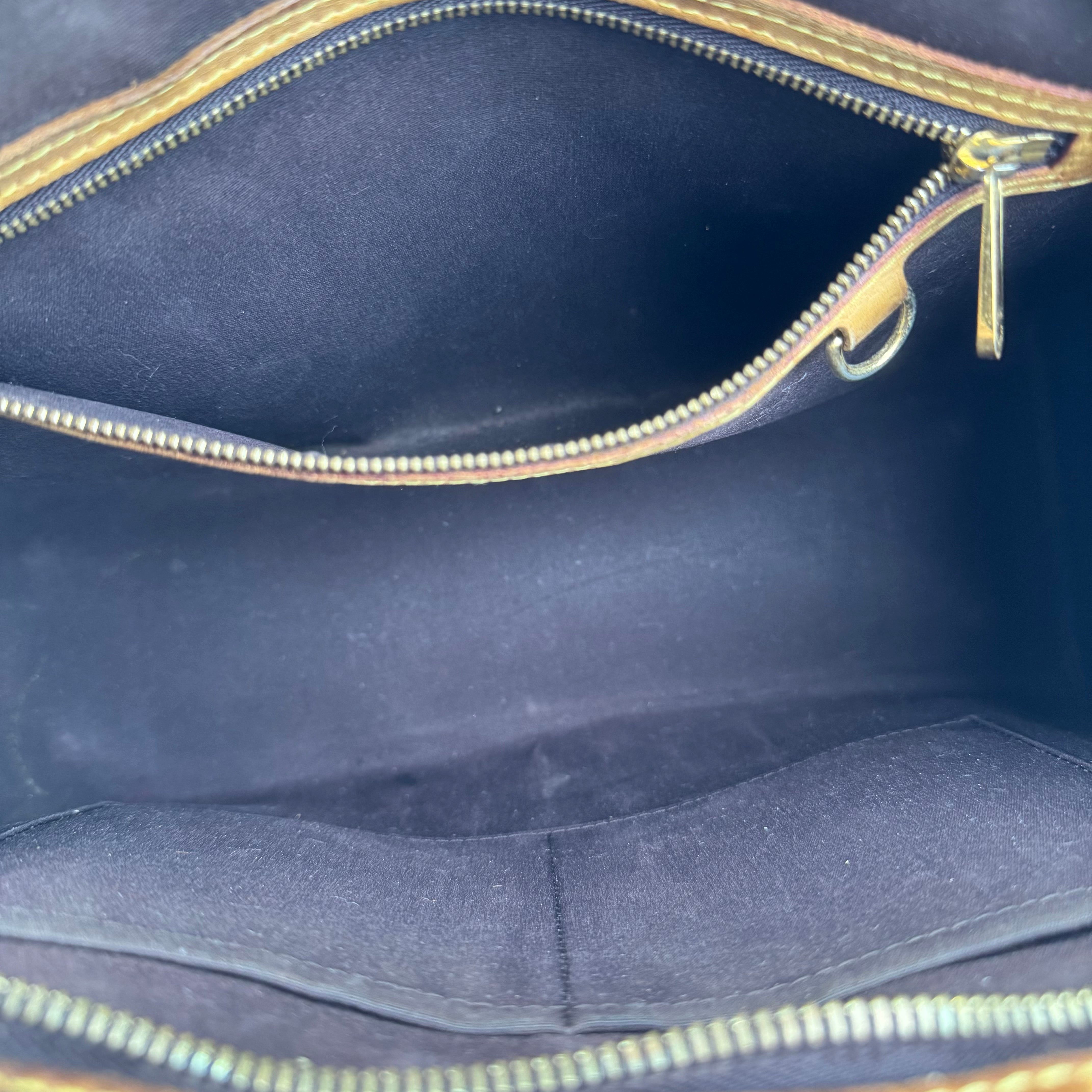 J1250-LOUIS VUITTON Amarante Monogram Vernis Brea GM Bag- Pre Owned