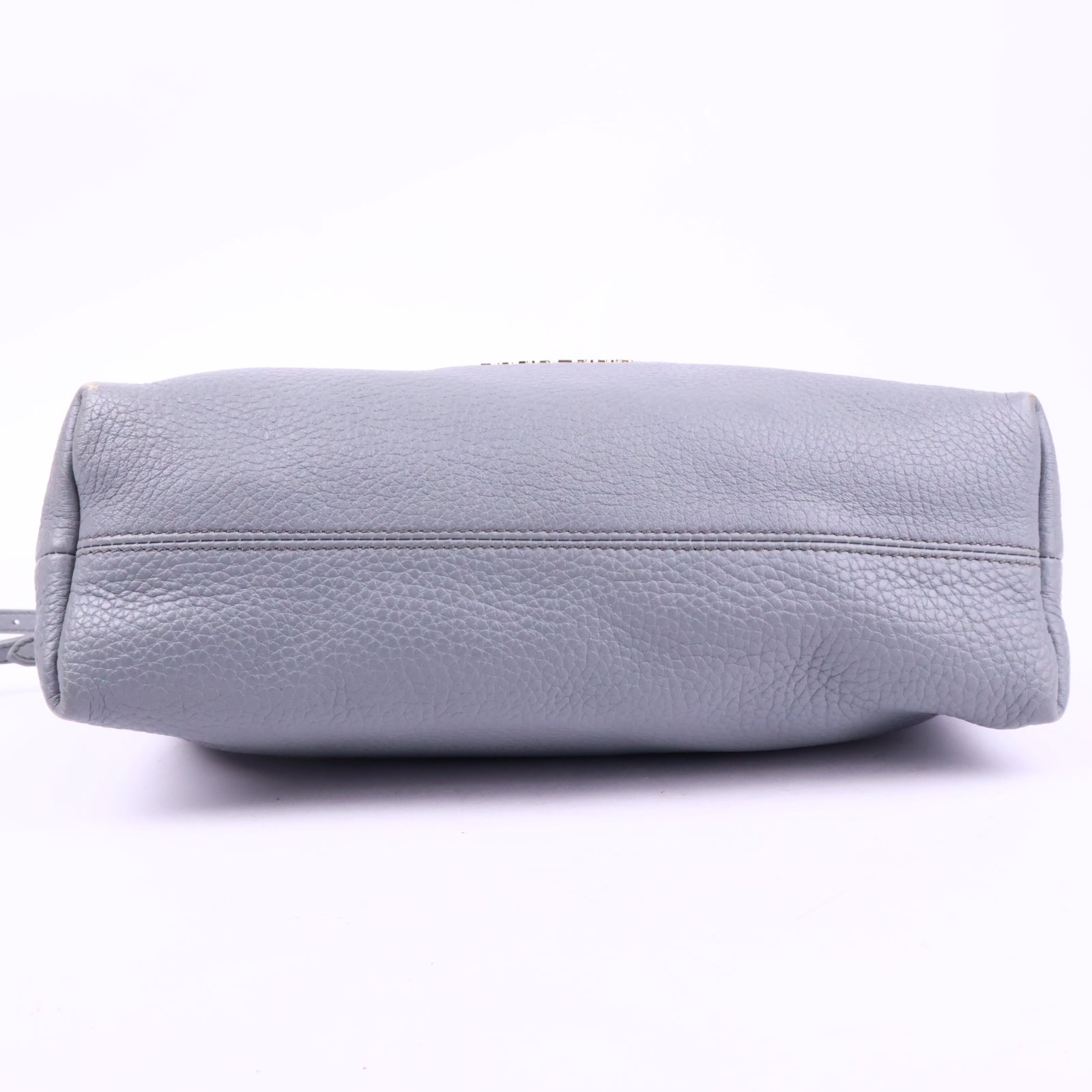 J2839 Burberry Shoulder Bag Ash Grey Grained Leather Small Leah | Pre-Owned Grey Plain Leather