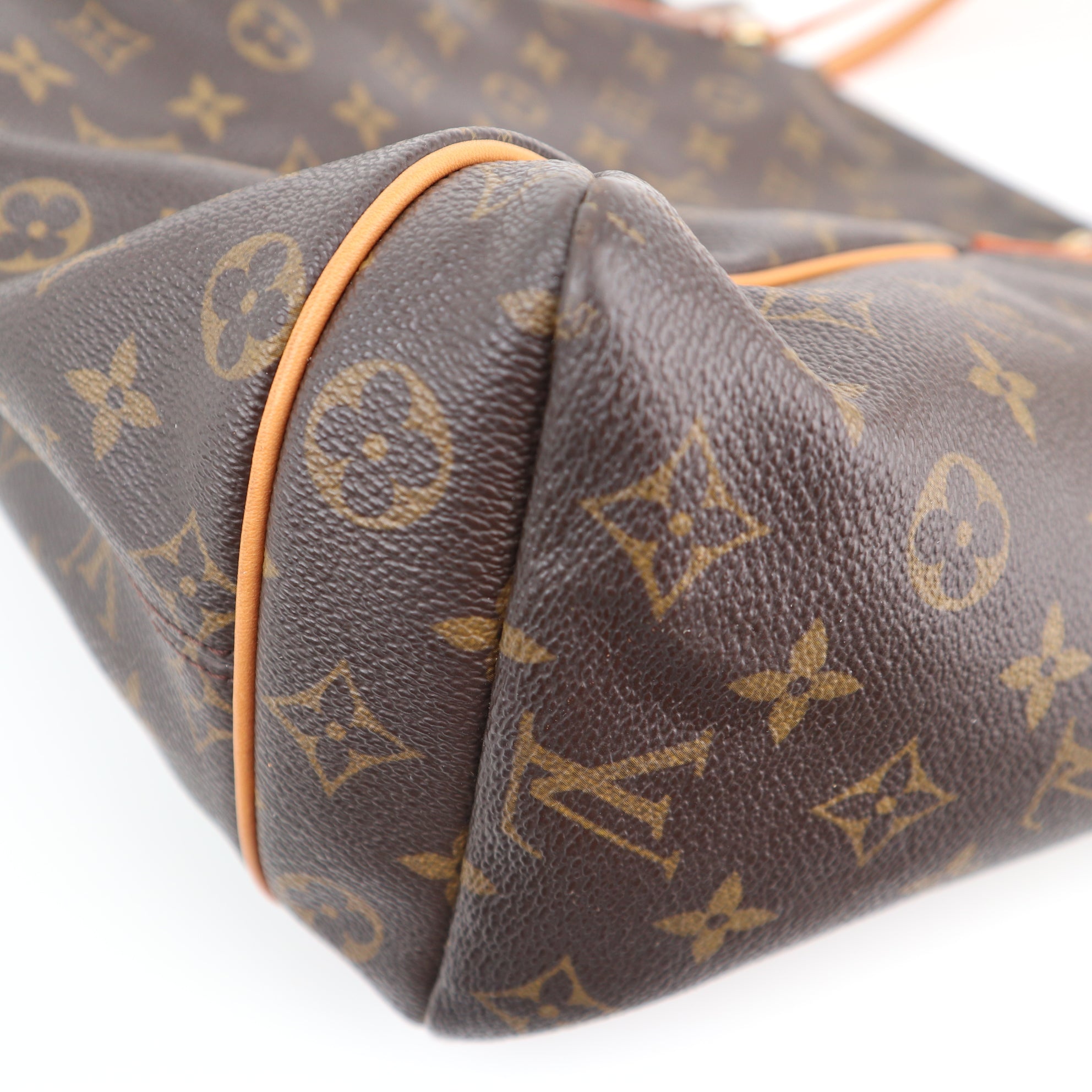 Louis Vuitton Monogram Canvas Totally MM Shoulder Bag C1677R | Pre-Owned Excellent Brown Monogram Canvas