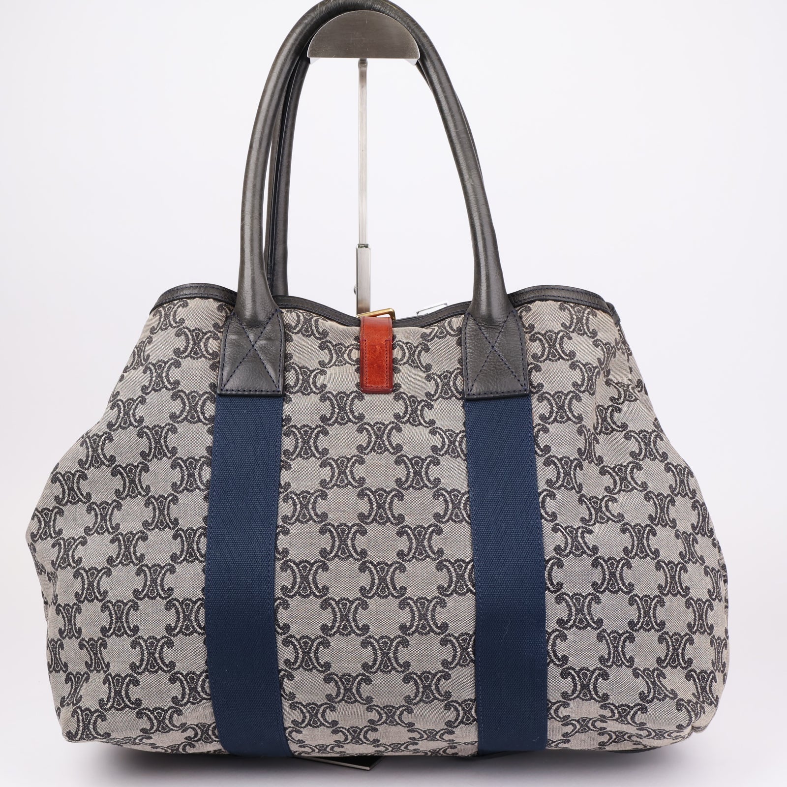 J1367 Céline Triomphe Navy blue Cloth Bag- Pre Owned