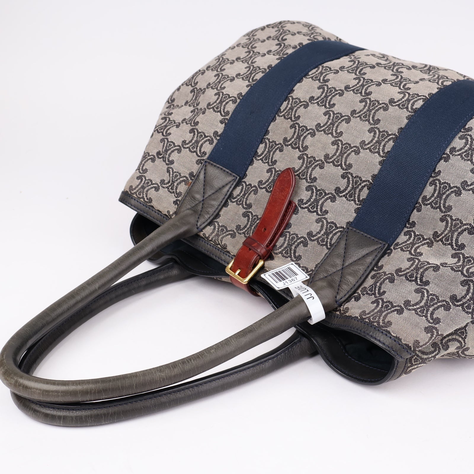 J1367 Céline Triomphe Navy blue Cloth Bag- Pre Owned