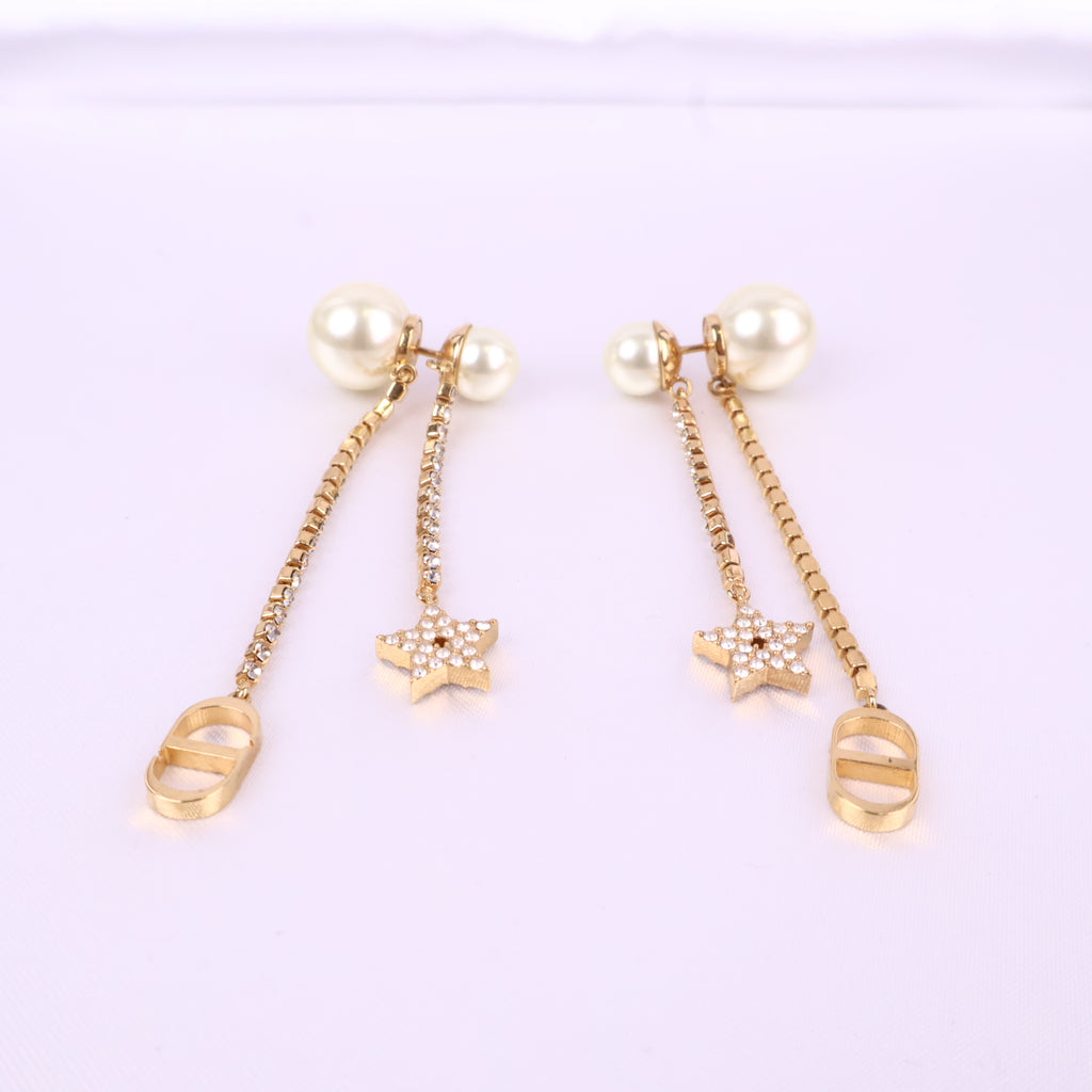 J2887*# Christian Dior Earrings Dior Tribales Earrings | Pre-Owned Gold / White / Silver Gold-finish Metal; White Resin Pearls; Silver-tone Crystals