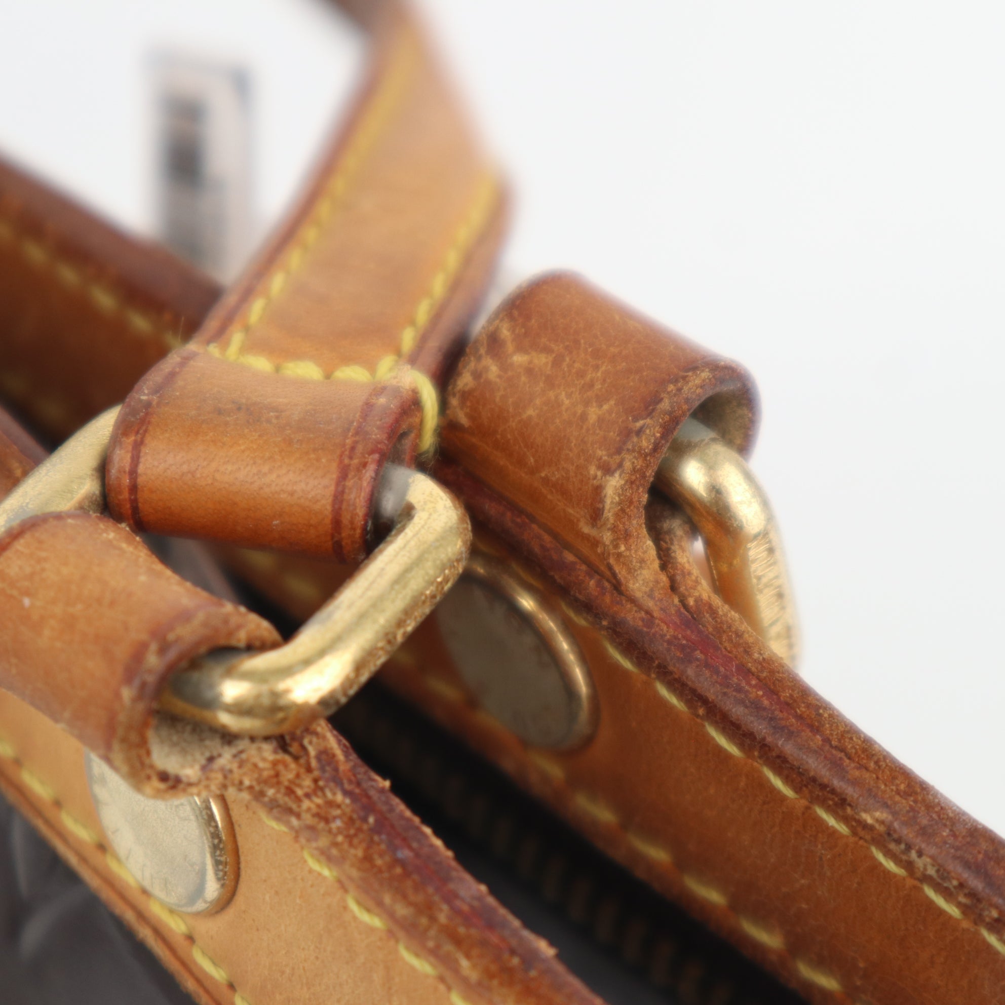 Louis Vuitton Amarante Monogram Vernis Brea MM Shoulder Bag C1684 | Pre-Owned Good Brown Monogram Canvas