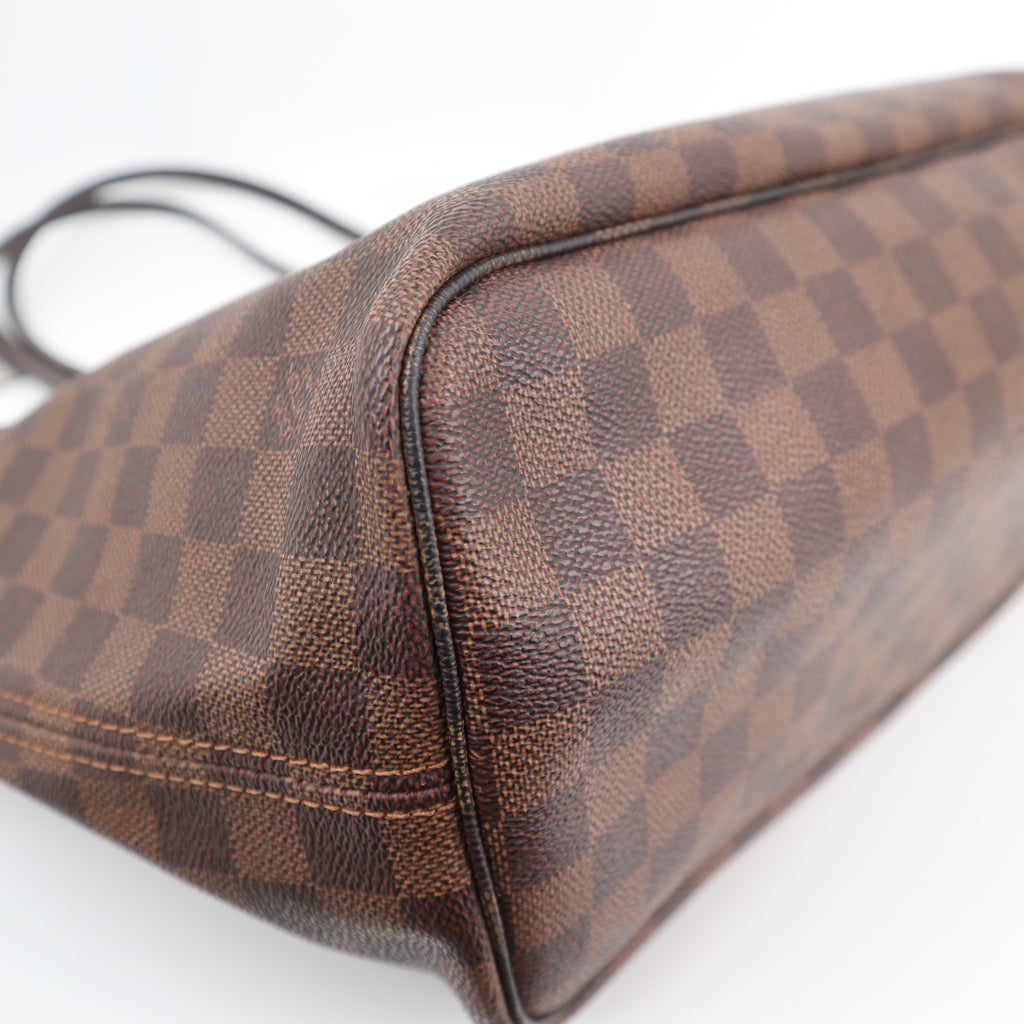 C2549R Louis Vuitton Tote Bag Neverfull MM | Pre-Owned Excellent White / Blue Damier Azur Canvas