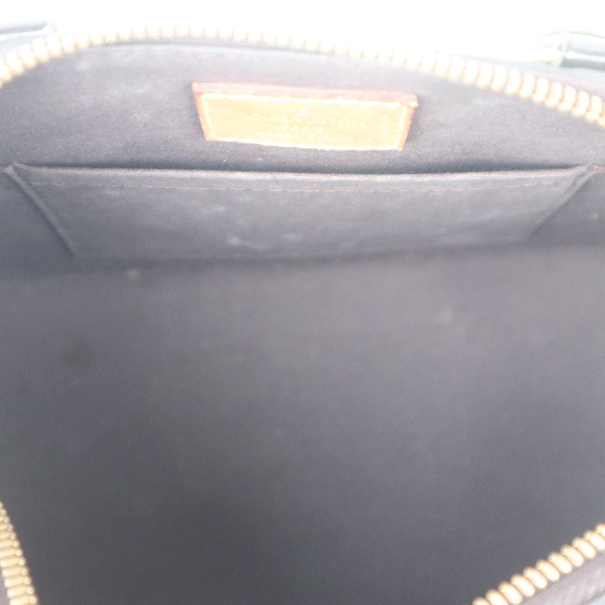 C1106 Louis Vuitton Amarante Monogram Vernis Alma BB Bag -Pre Owned