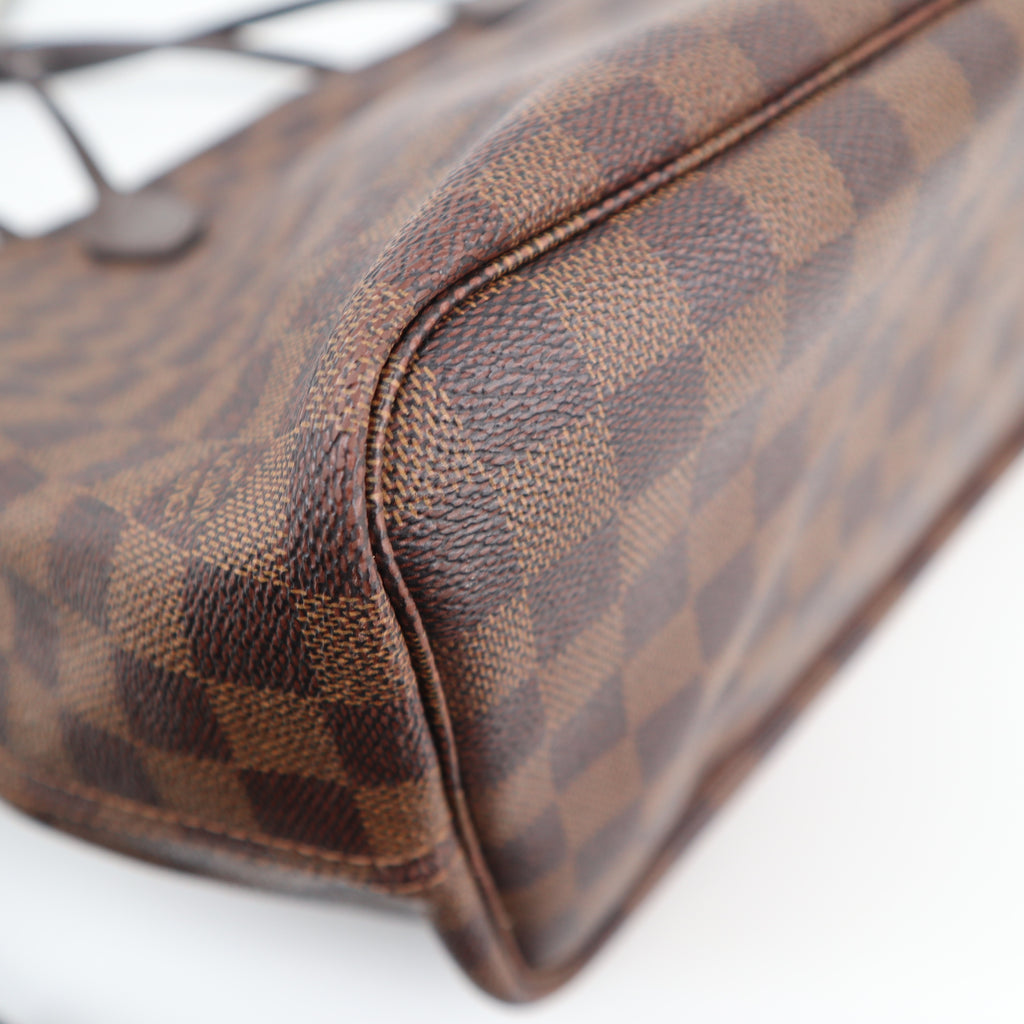 C2551R Louis Vuitton Tote Bag Neverfull MM | Pre-Owned Excellent White / Blue Damier Azur Canvas