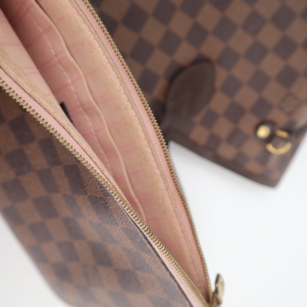 C2551R Louis Vuitton Tote Bag Neverfull MM | Pre-Owned Excellent White / Blue Damier Azur Canvas