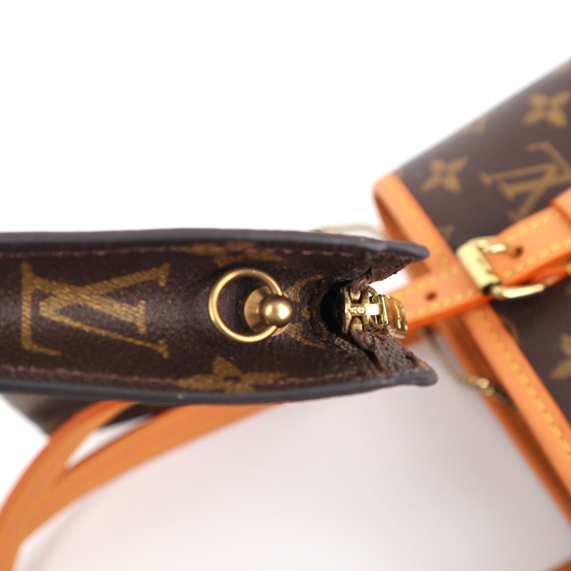 Louis Vuitton Monogram Canvas Petit Bucket Shoulder Bag C1689R | Pre-Owned Very Good Brown Monogram Canvas