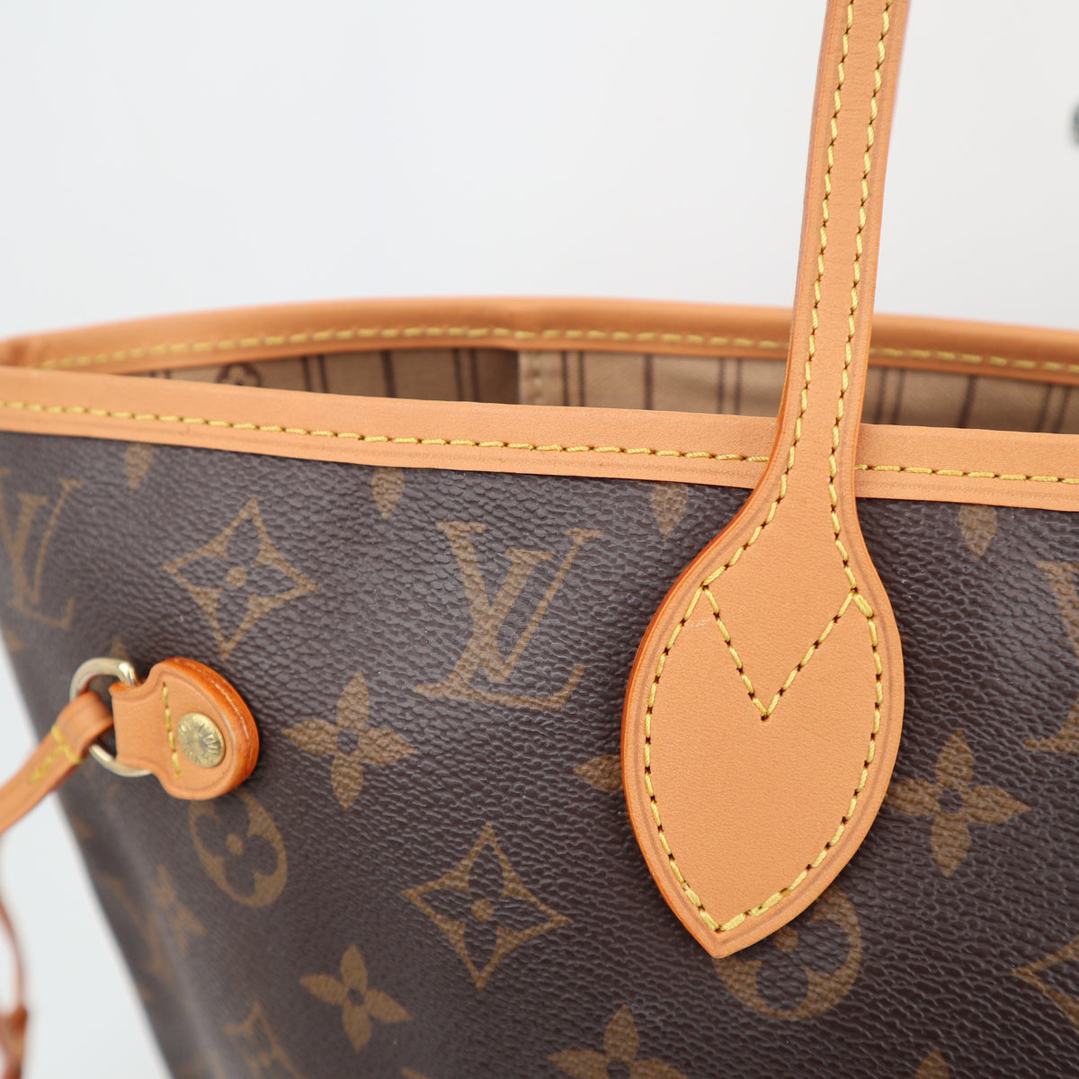 C2556R Louis Vuitton Tote Bag Neverfull MM | Pre-Owned Very Good Brown Monogram Canvas